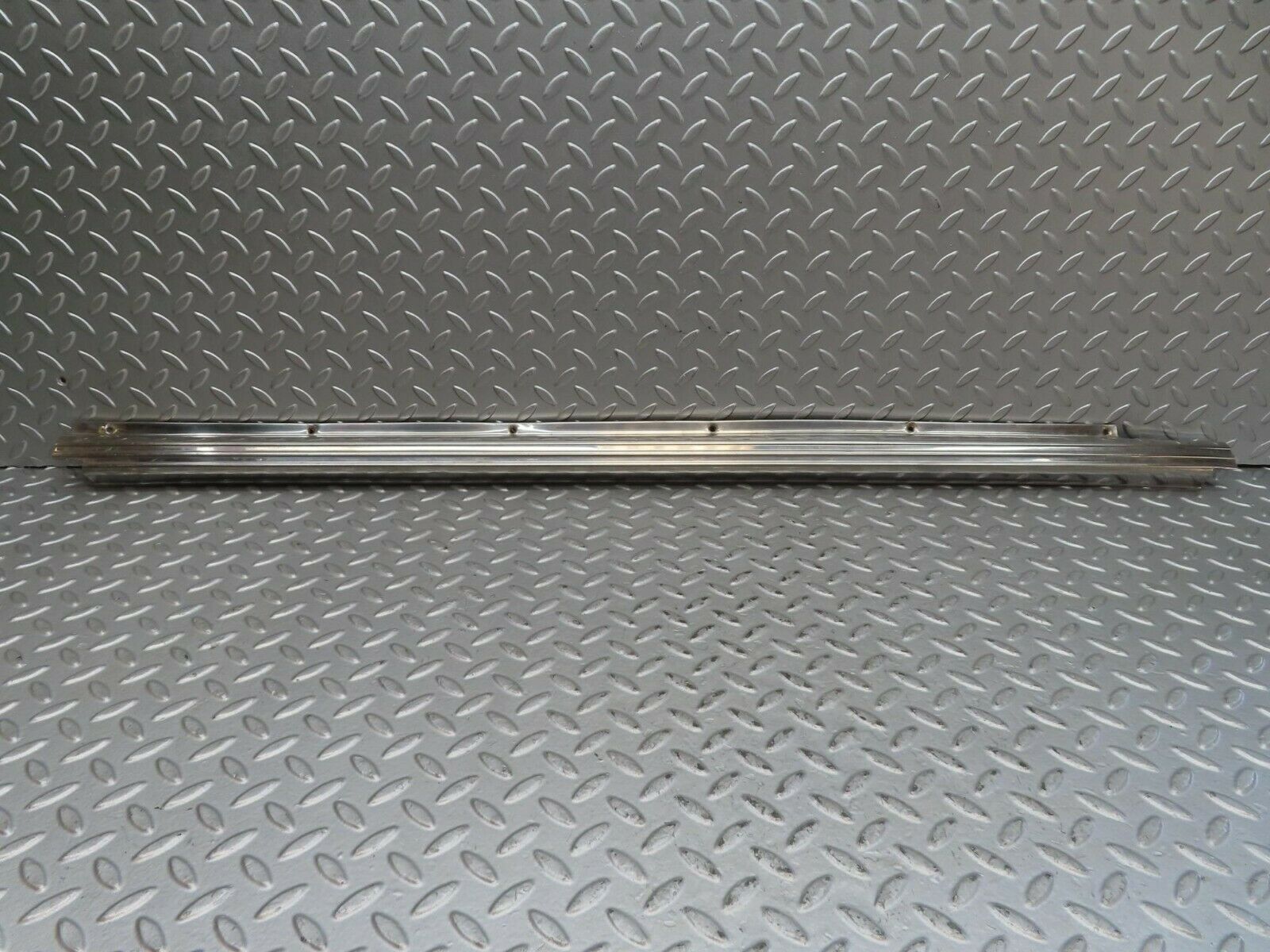 15568 Mercedes-Benz R107 450SL Left Door Sill Chrome