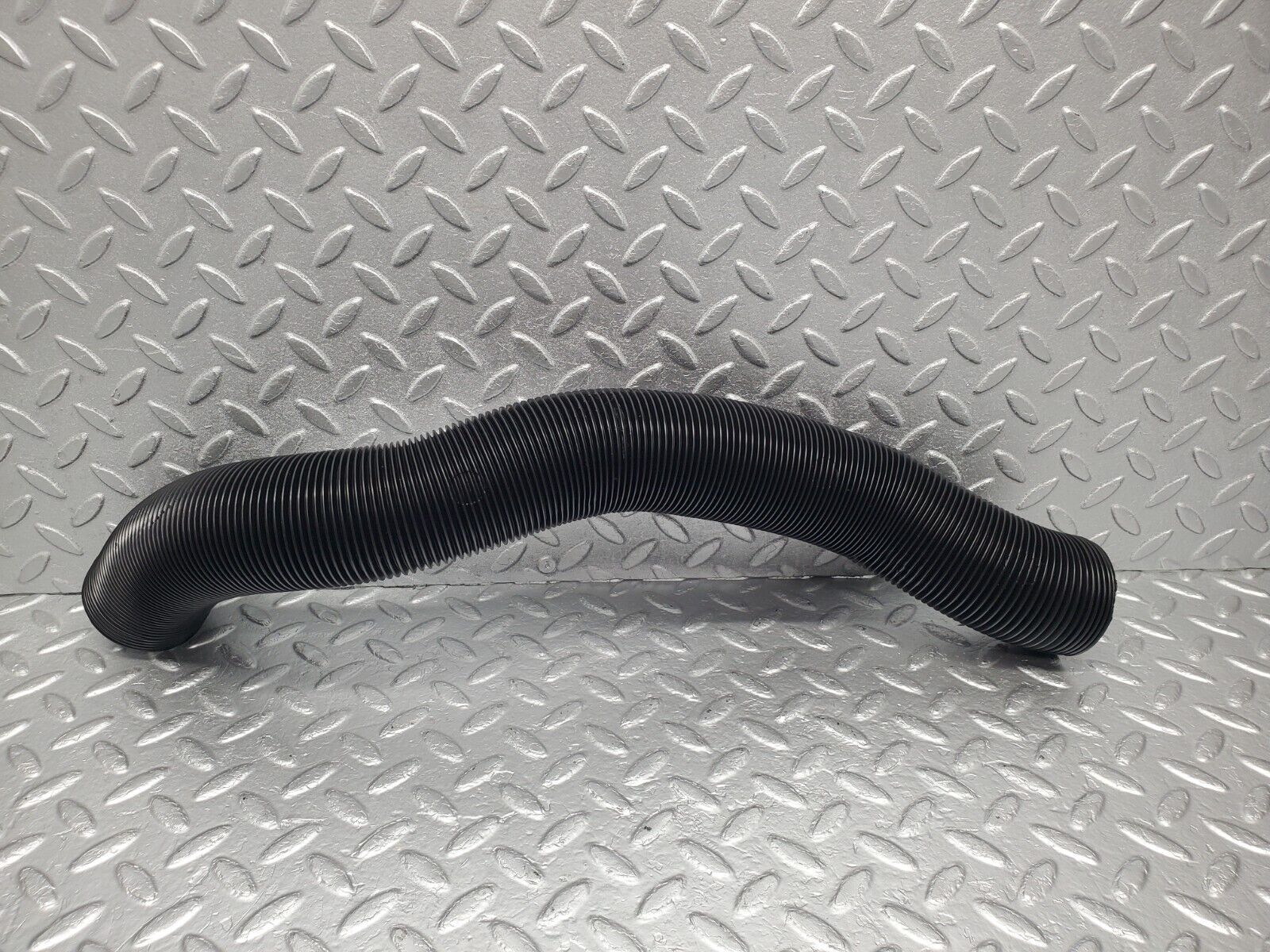 46337 Mercedes-Benz C123 280CE Coupe Heater Pipe Air Pipe Right Side