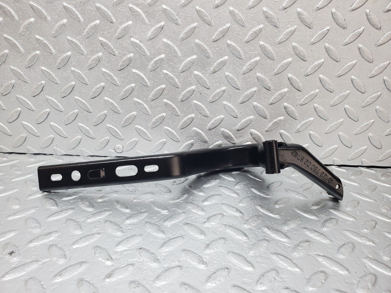 44480 Mercedes-Benz W123 280E Trunk Lid Hinge Right Side 1237500287