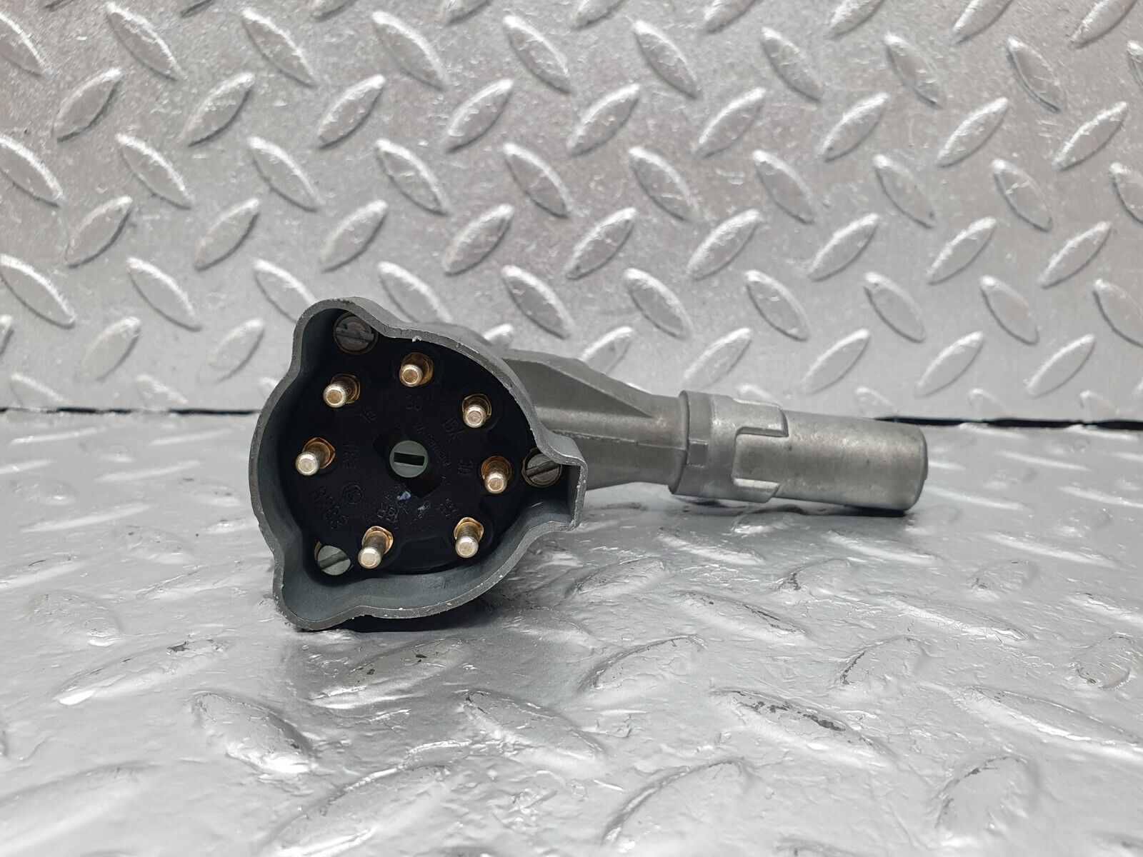 43644 Mercedes-Benz C126 380SEC Coupe Steering Lock Ignition Switch With Key