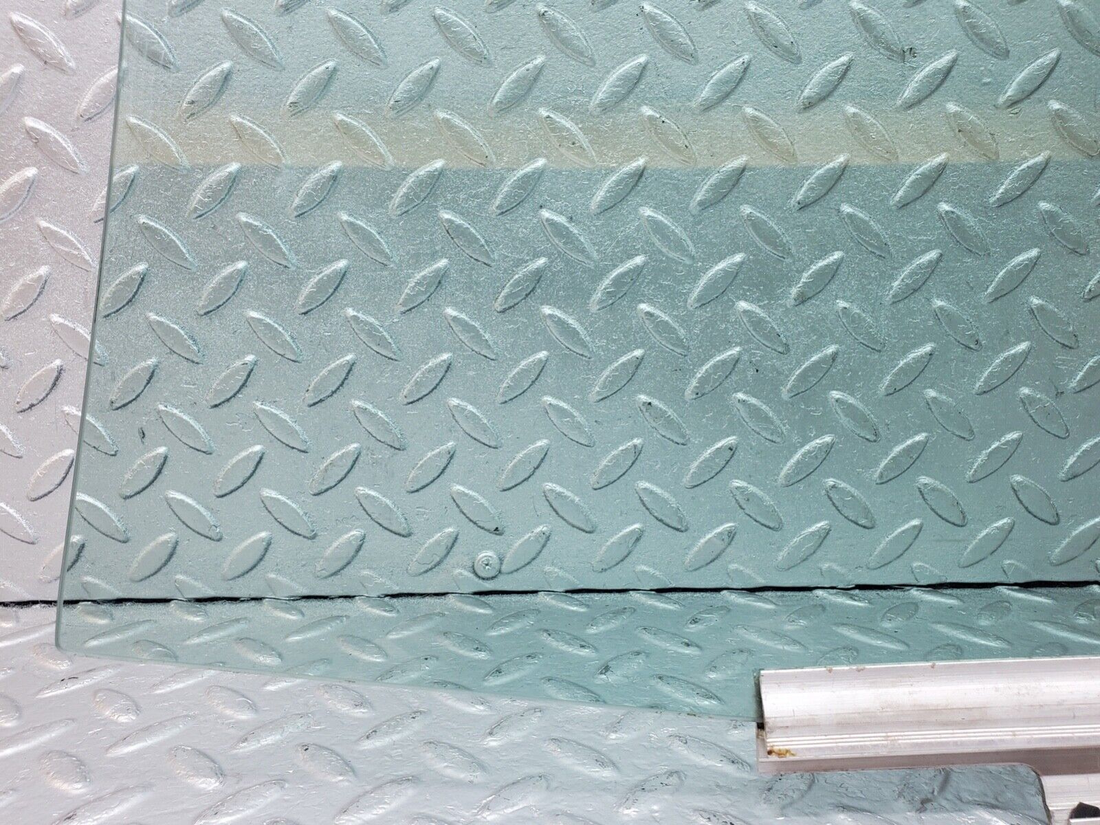 44619 Mercedes-Benz W124 220E Rear Right Door Window Glass