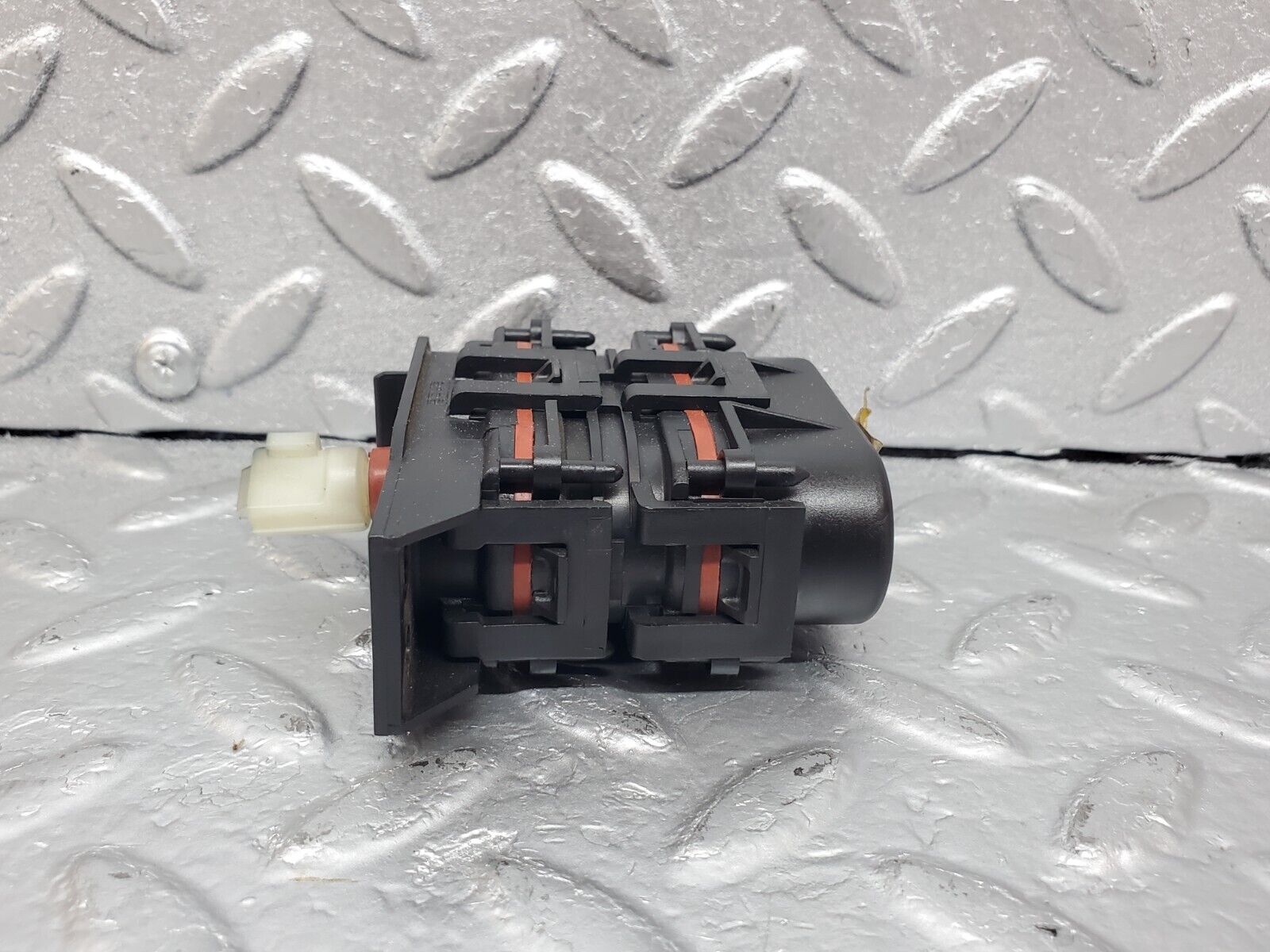 44908 Mercedes-Benz R129 300SL Coupe Heater Box Vacuum Actuator