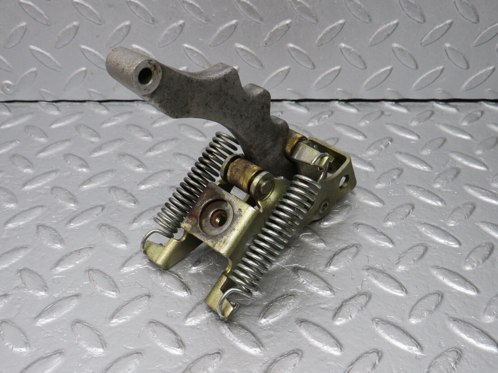 39096 Mercedes-Benz R107 500SL Door Safety Check Strap