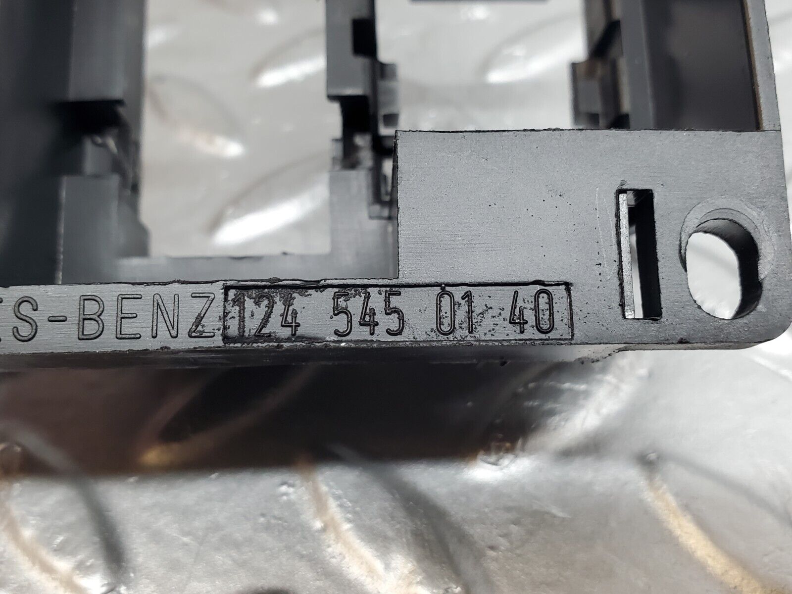 44723 Mercedes-Benz W124 220E Fuse Relay Holder Bracket 1245450140