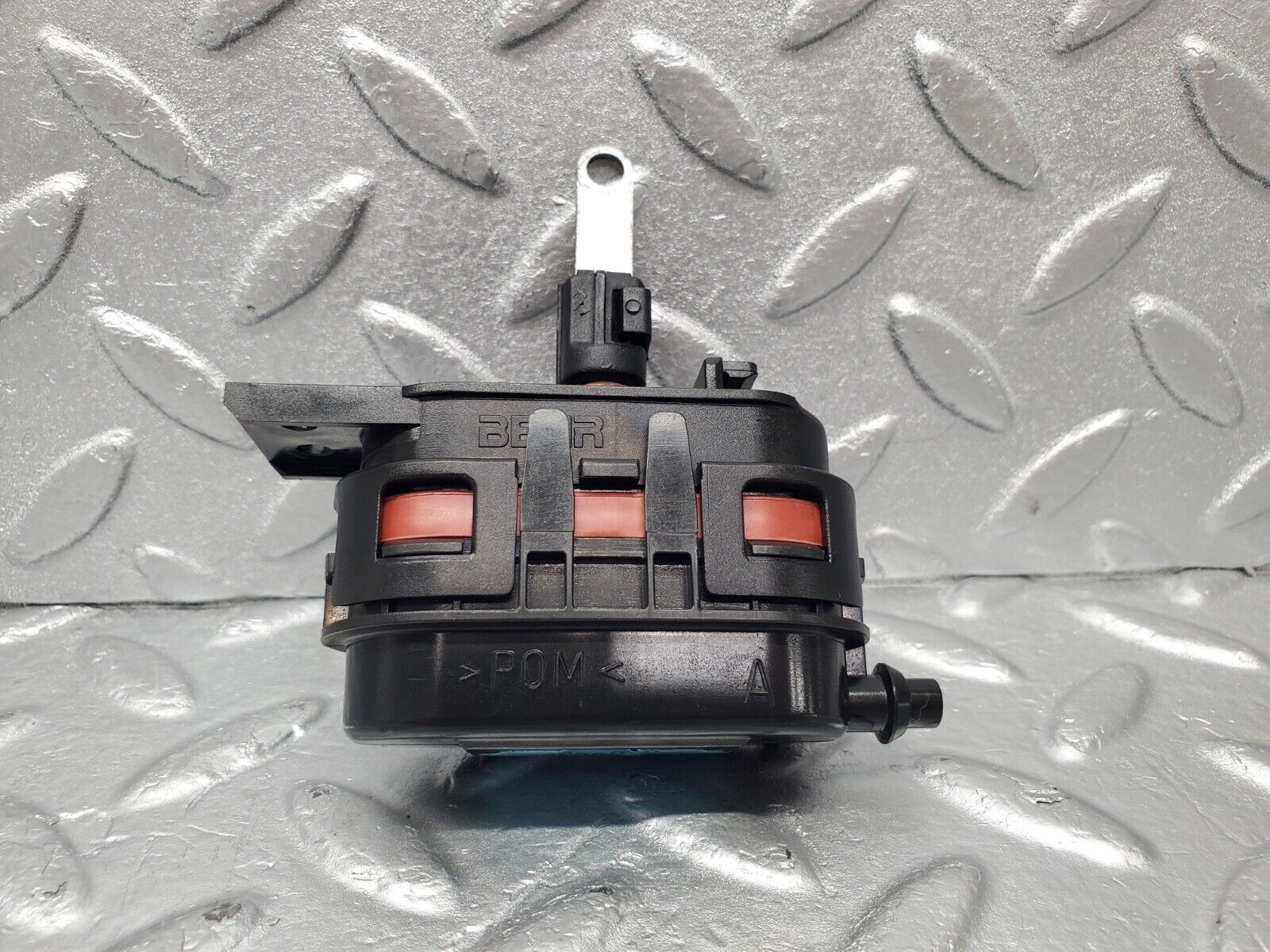 46998 Mercedes-Benz R129 320SL Coupe Heater Box Vacuum Actuator