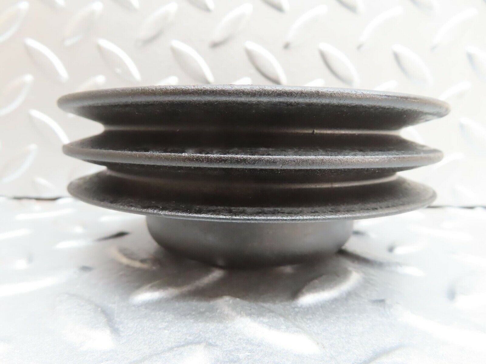 13713 Mercedes-Benz R107 450SL Water Pump Pulley