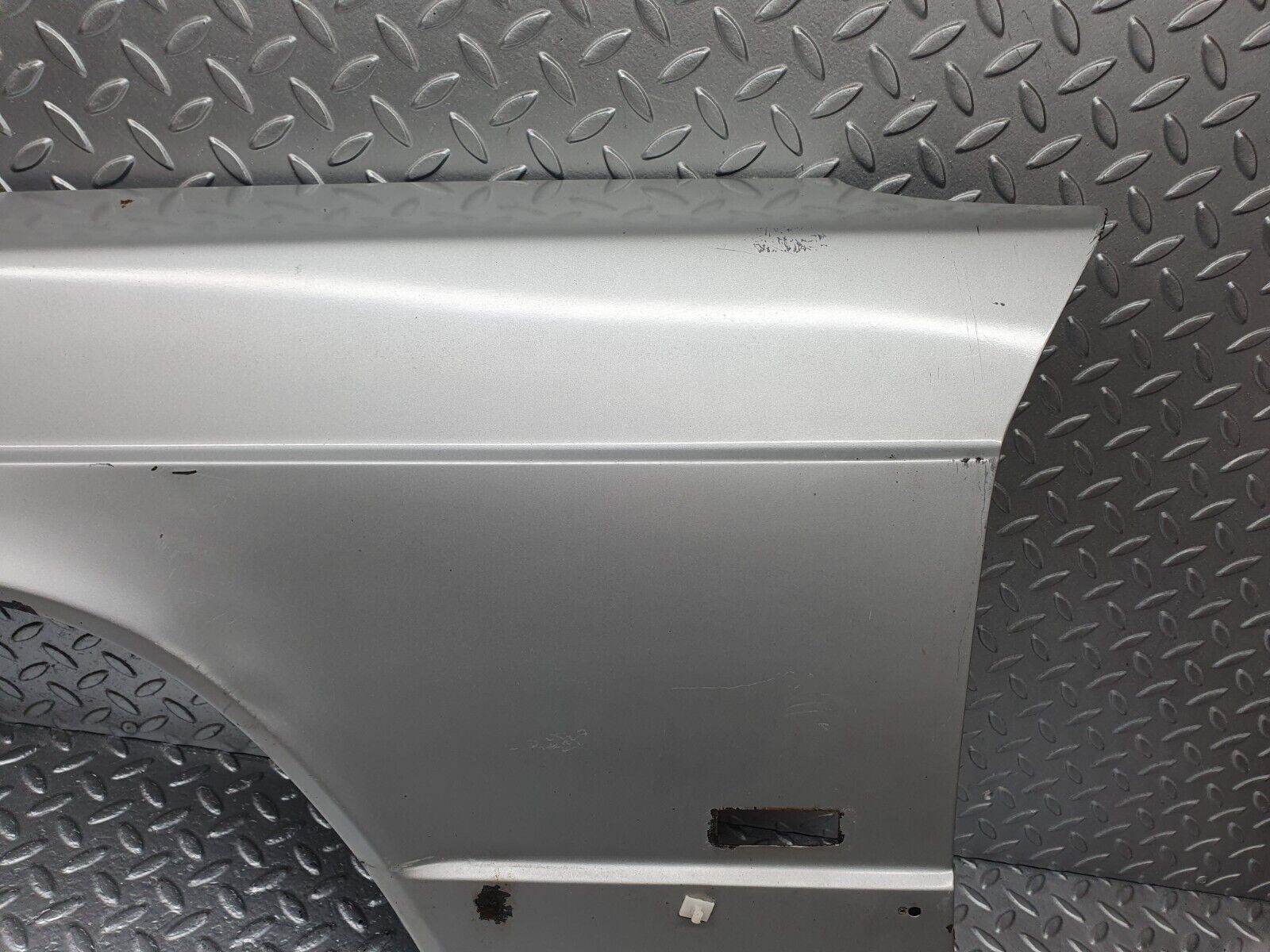 42876 Mercedes-Benz W201 190 2.0L Front Left Wing Fender