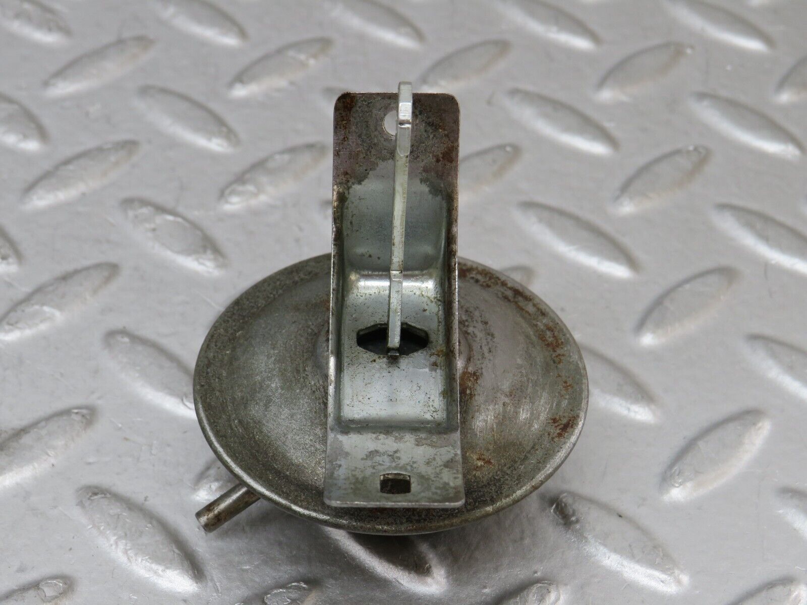 35533 Mercedes-Benz R107 280SL Ignition Distributor Vacuum Control Valve