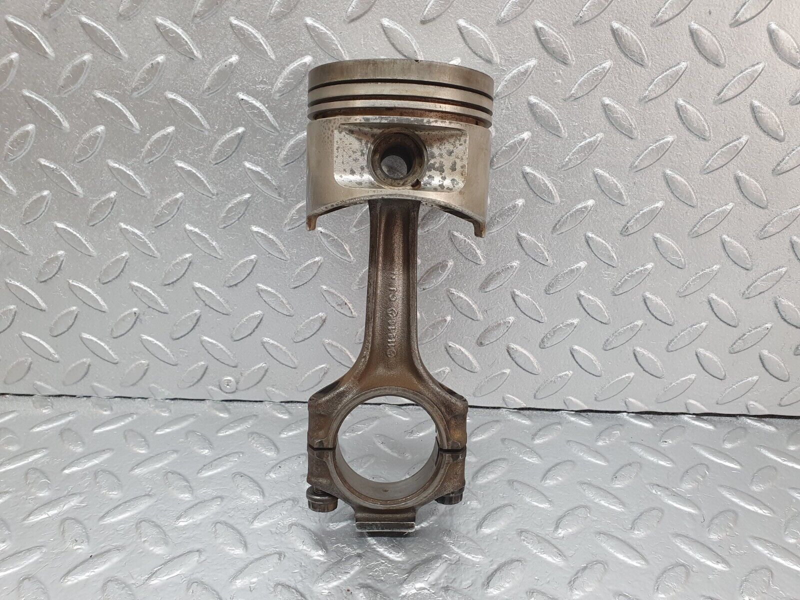 43777 Mercedes-Benz C126 380SEC Coupe Piston With Connecting Rod 88.010 11610