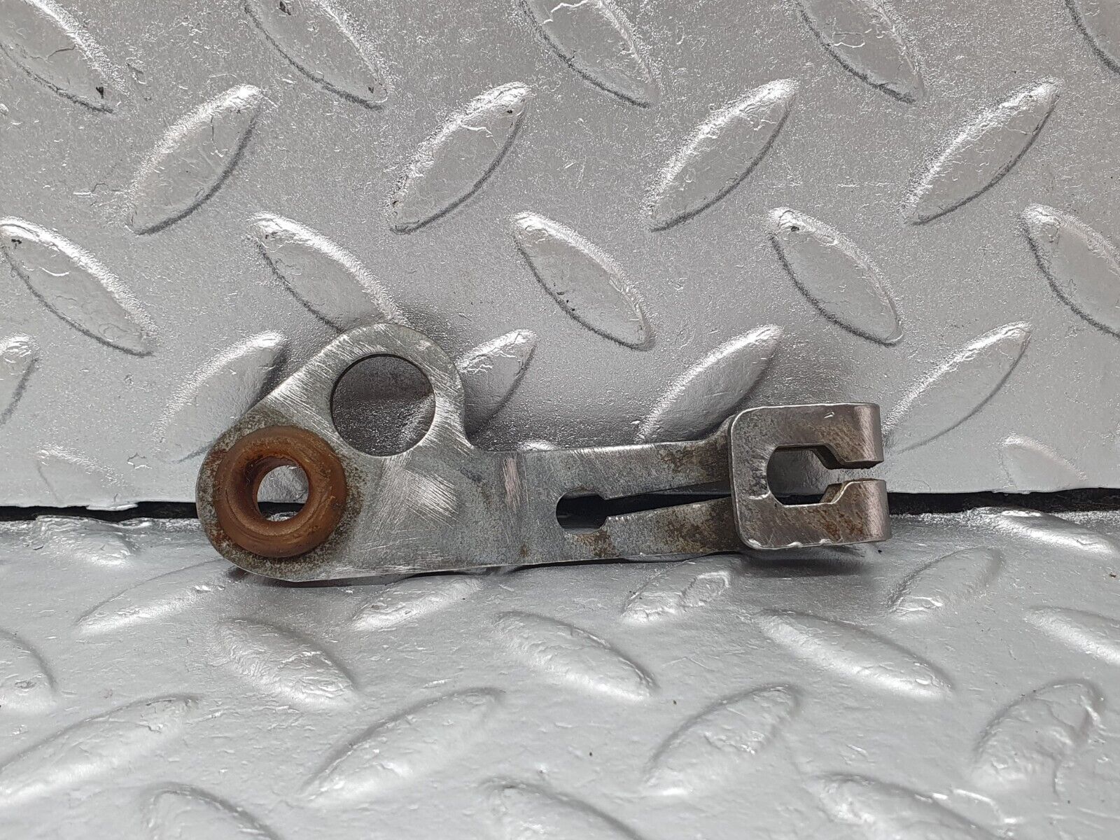 42640 Mercedes-Benz R129 320SL Coupe Automatic Gearbox Linkage Bracket