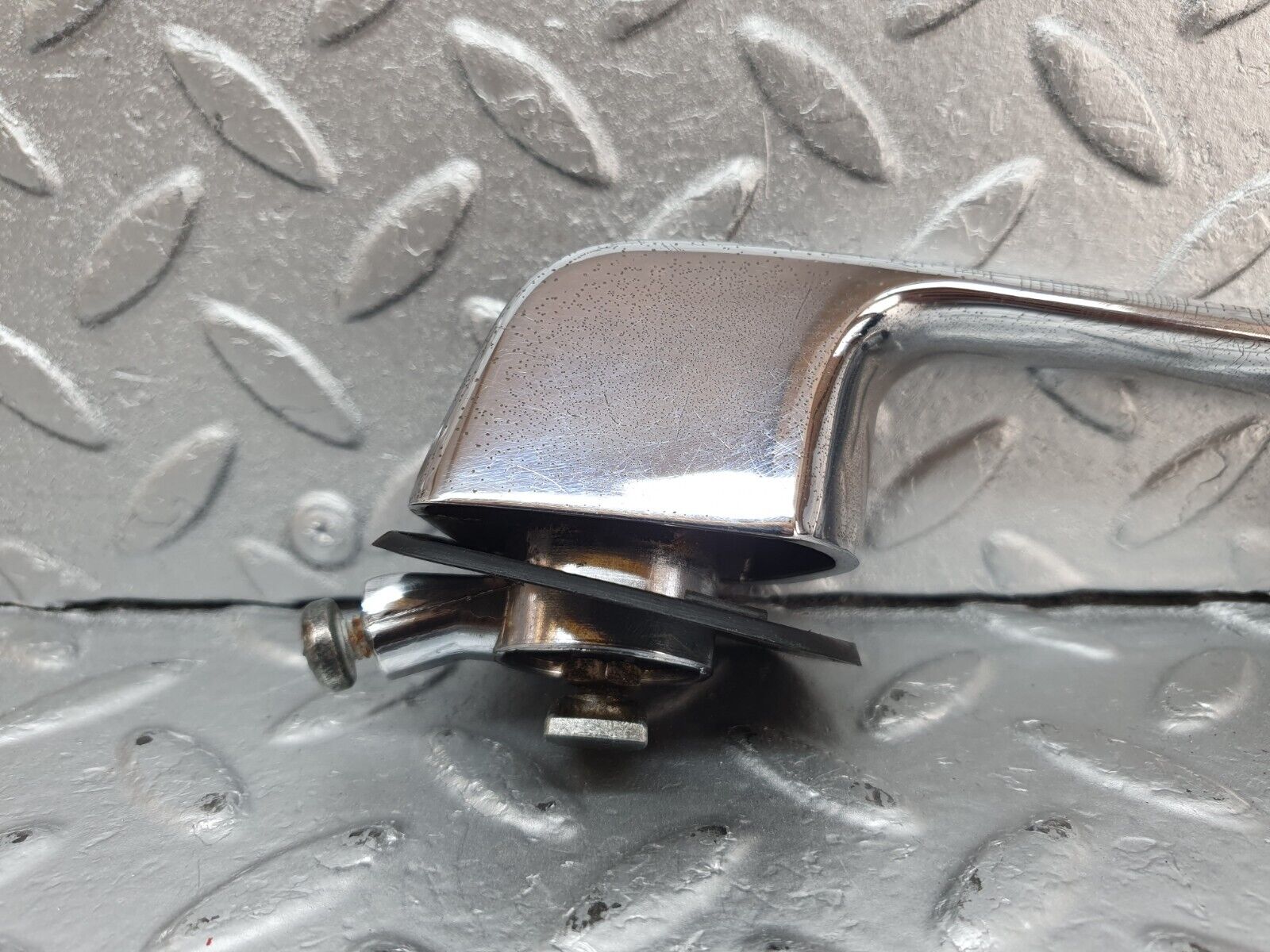 43162 Mercedes-Benz W108 280SE Rear Left Door Exterior Handle 1087661102 1087660905 1087661105