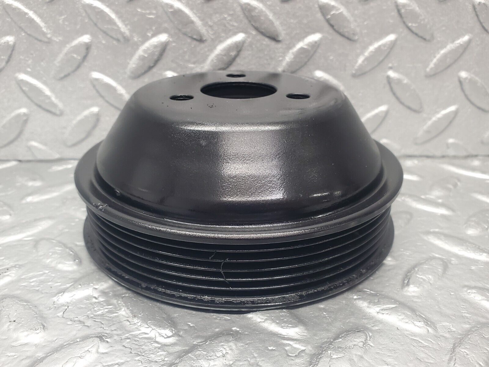 46177 Mercedes-Benz W124 280E Water Pump Pulley 1042300015