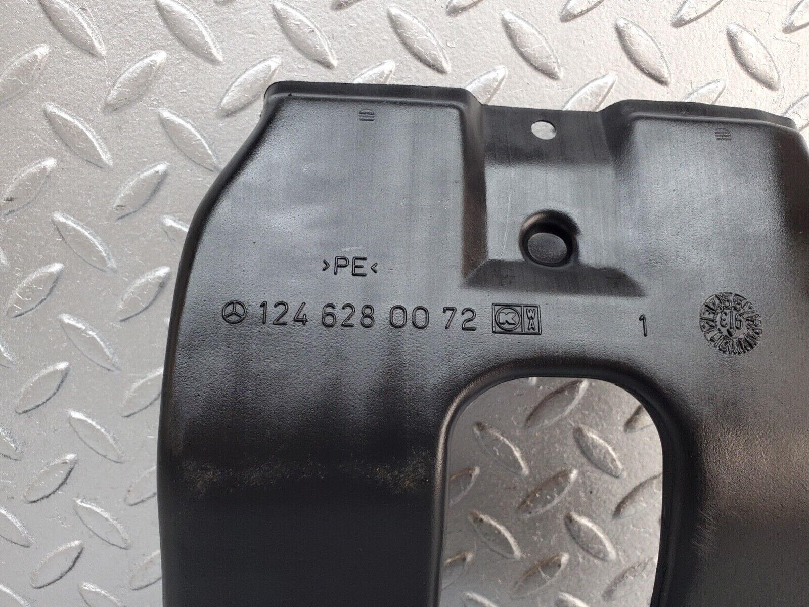 44599 Mercedes-Benz W124 220E Engine Bay Water Drain 1246280072