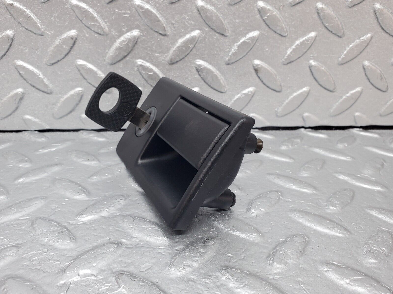 44804 Mercedes-Benz W124 220E Glove Box Door Lock With Key 1246800184