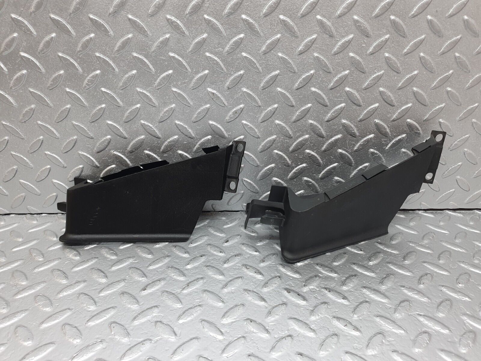 42353 Mercedes-Benz R129 320SL Coupe Radiator Fan Shroud Cover 1295051388 1295051788