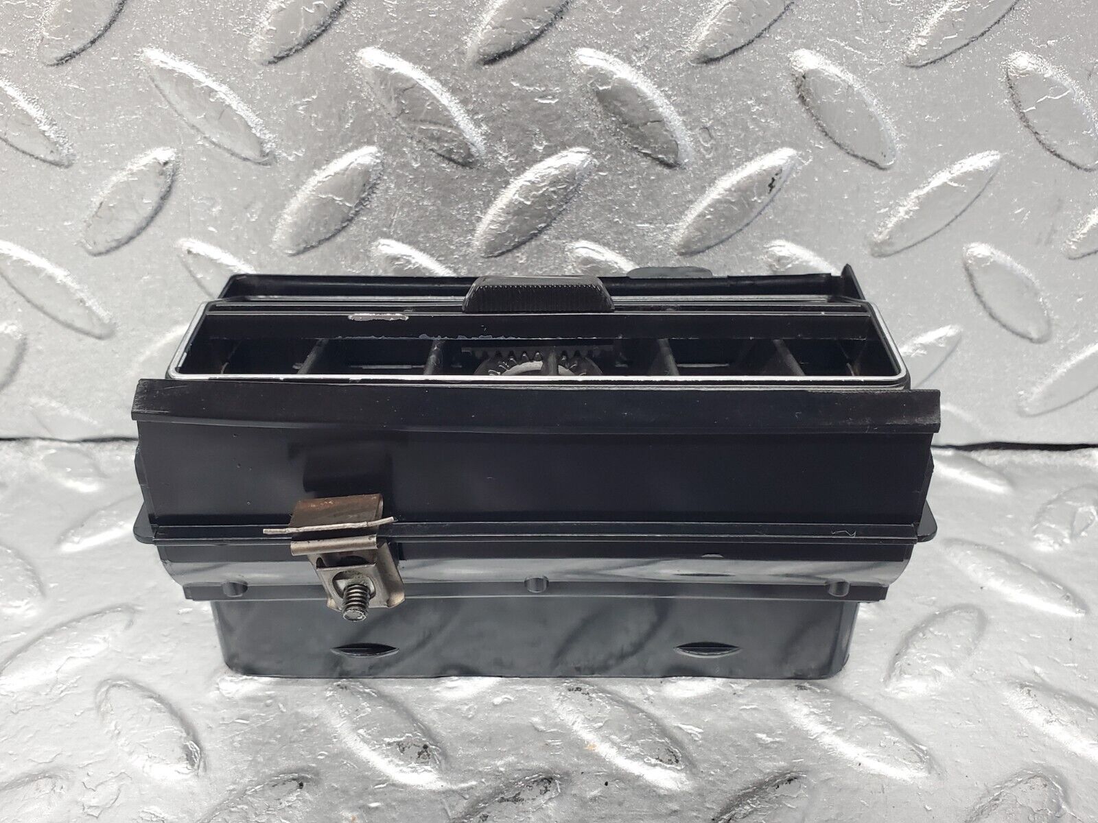 45964 Mercedes-Benz W126 420SE Dashboard Air Vent Right Side 1268310630