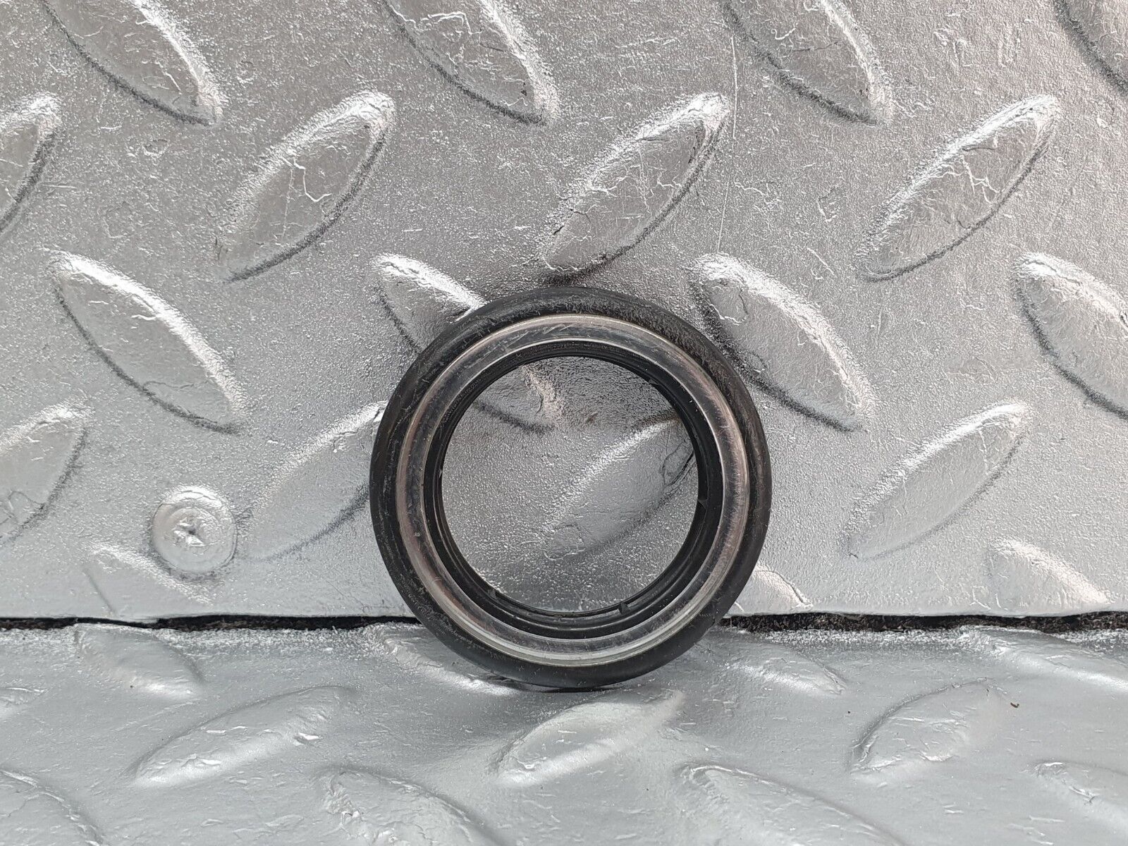 42962 Mercedes-Benz W201 190 2.0L Ignition Switch Chrome Ring Trim 2016800065