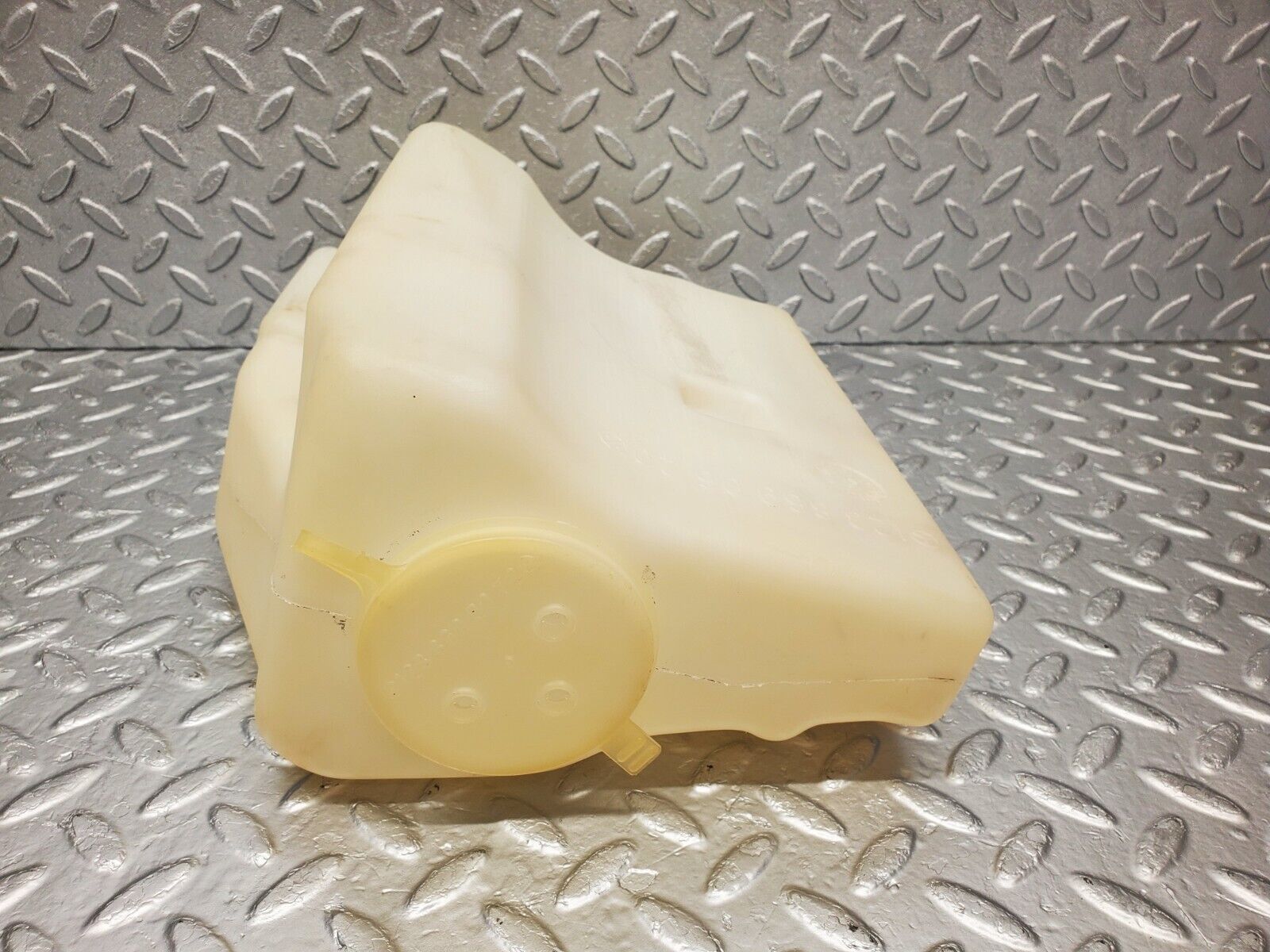 46339 Mercedes-Benz C123 280CE Coupe Windscreen Washer Fluid Reservoir Tank