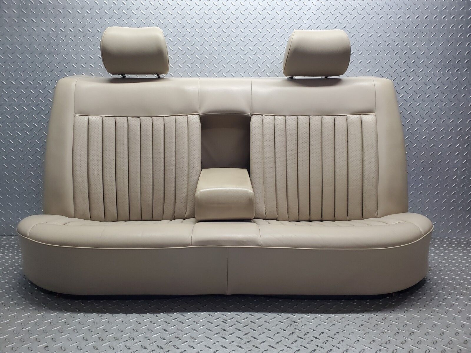 45866 Mercedes-Benz W126 420SE Rear Seat Leather Beige 1269200750 1269201716