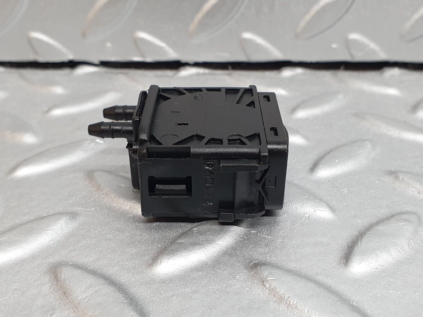 42051 Mercedes-Benz W202 C200 Headlight Level Switch