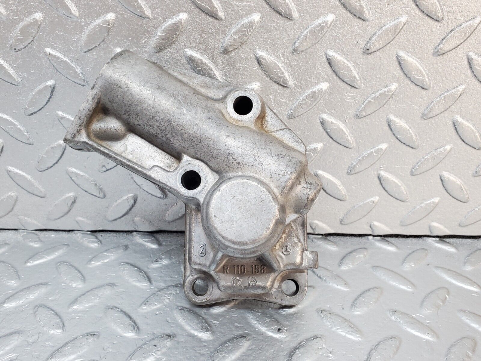 45359 Mercedes-Benz 280E M110.983 Ignition Distributor Housing 1101580215