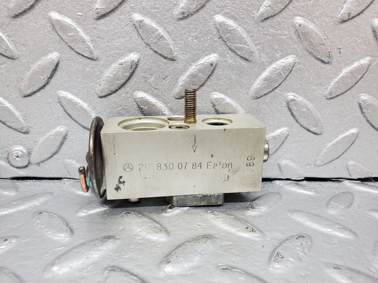 44977 Mercedes-Benz R129 300SL Coupe Air Condition Expansion Valve 2018300784