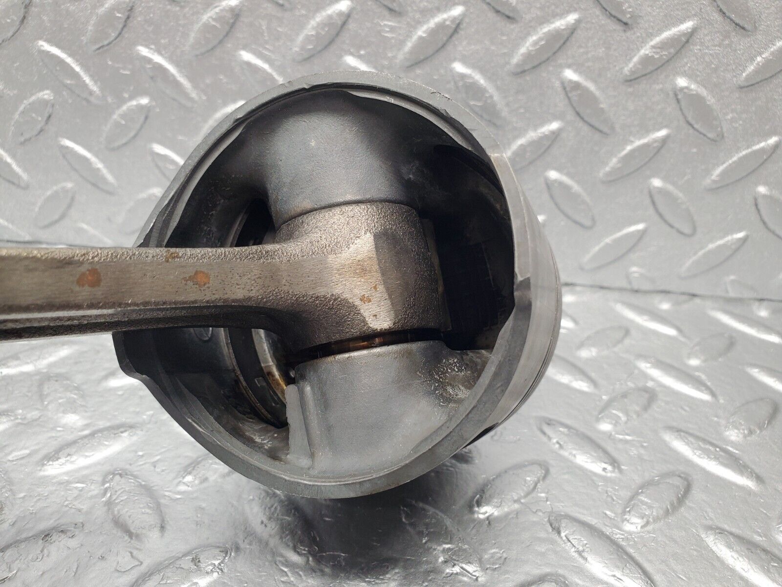 46601 Mercedes-Benz C123 280CE Coupe Piston With Connecting Rod 85.986mm 11005