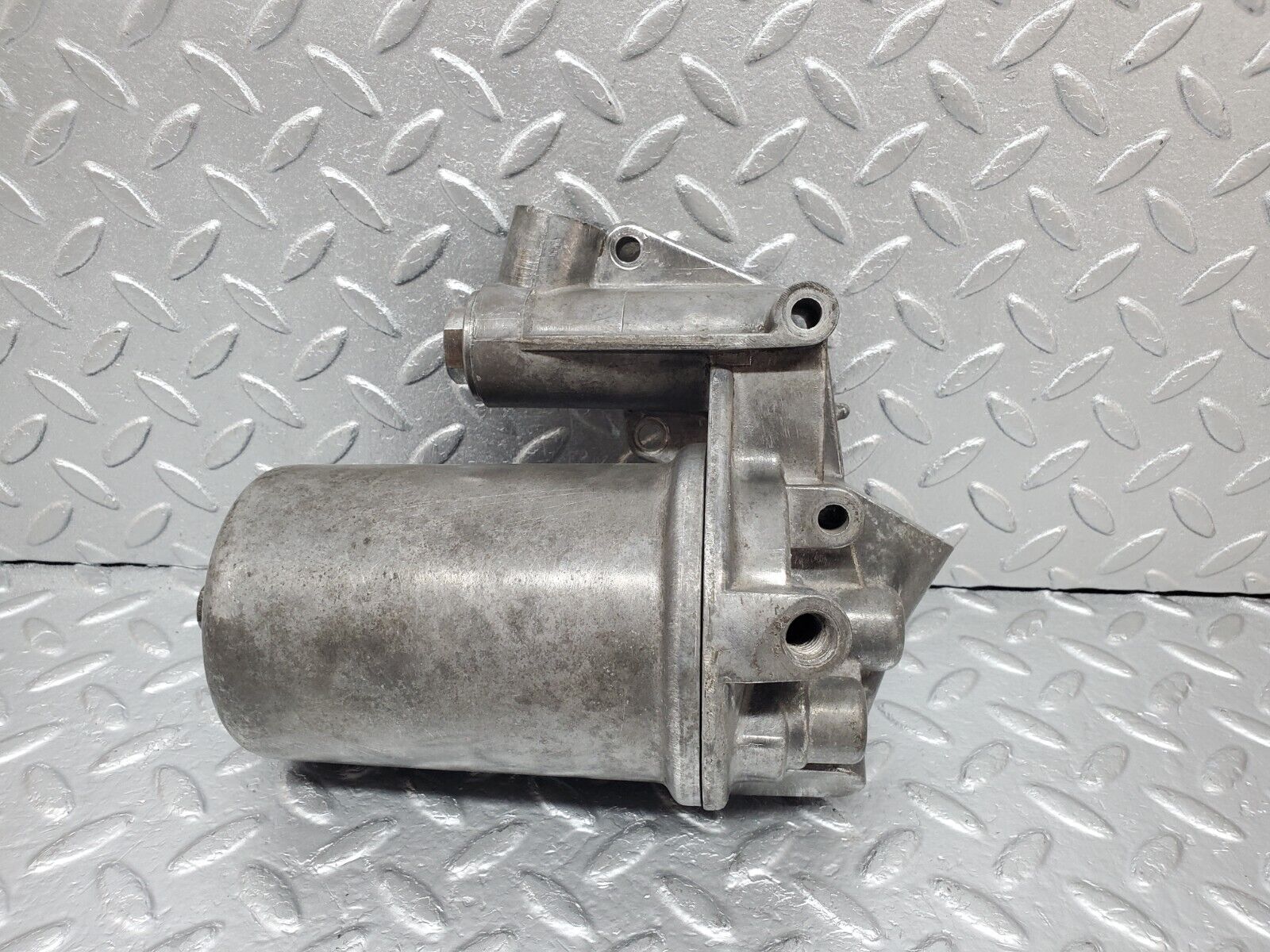 44482 Mercedes-Benz W123 280E Oil Filter Housing 1101802611