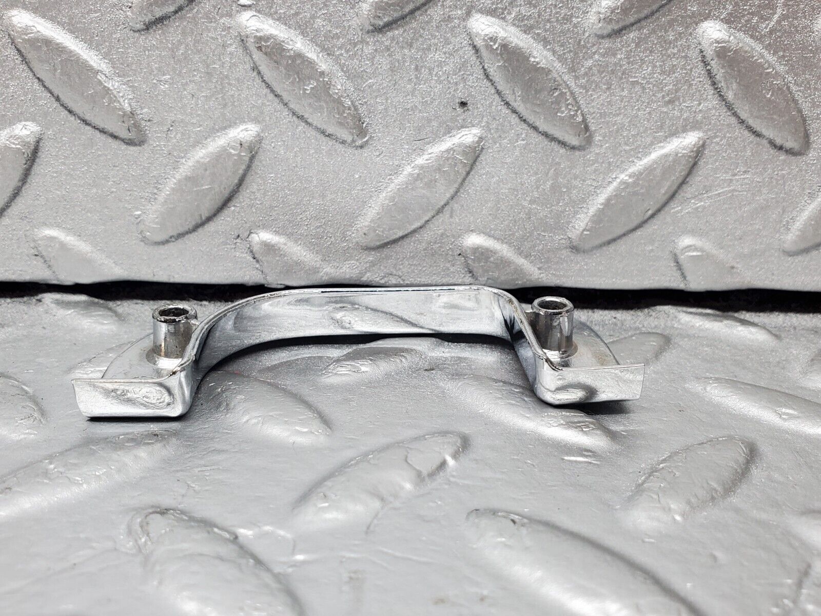 45555 Mercedes-Benz W126 420SE Interior Chrome Door Latch Trim Right 1237230224