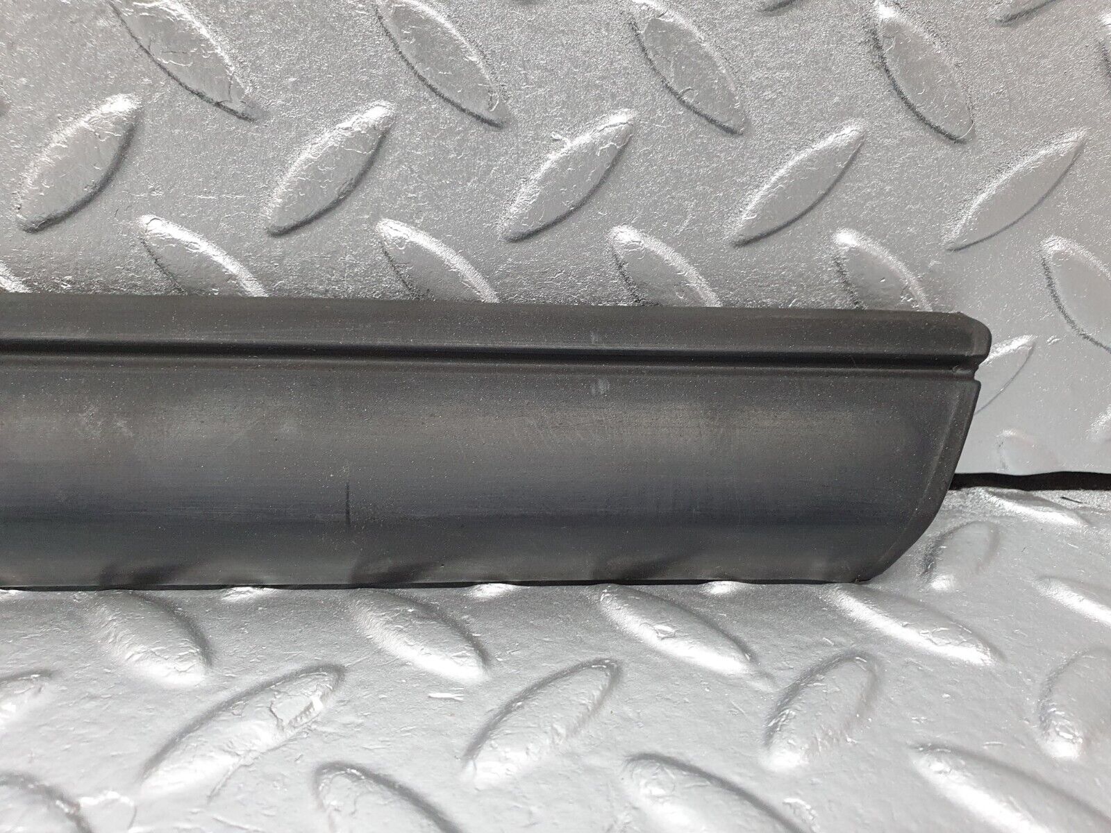 41686 Mercedes-Benz W124 200E Rear Left Door Lower Moulding Trim