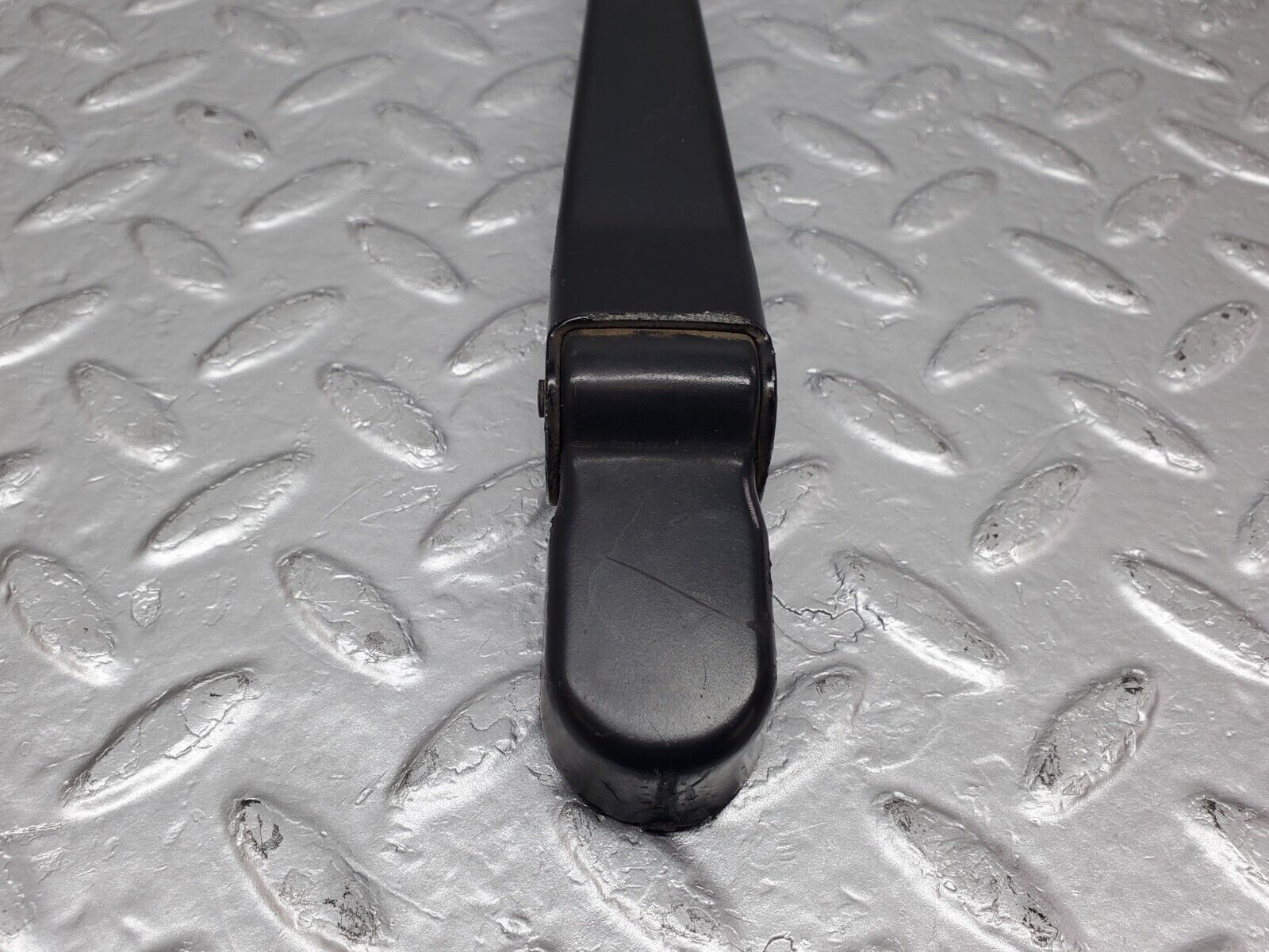 45856 Mercedes-Benz W126 420SE Windscreen Wiper Arm Bosch Left Side