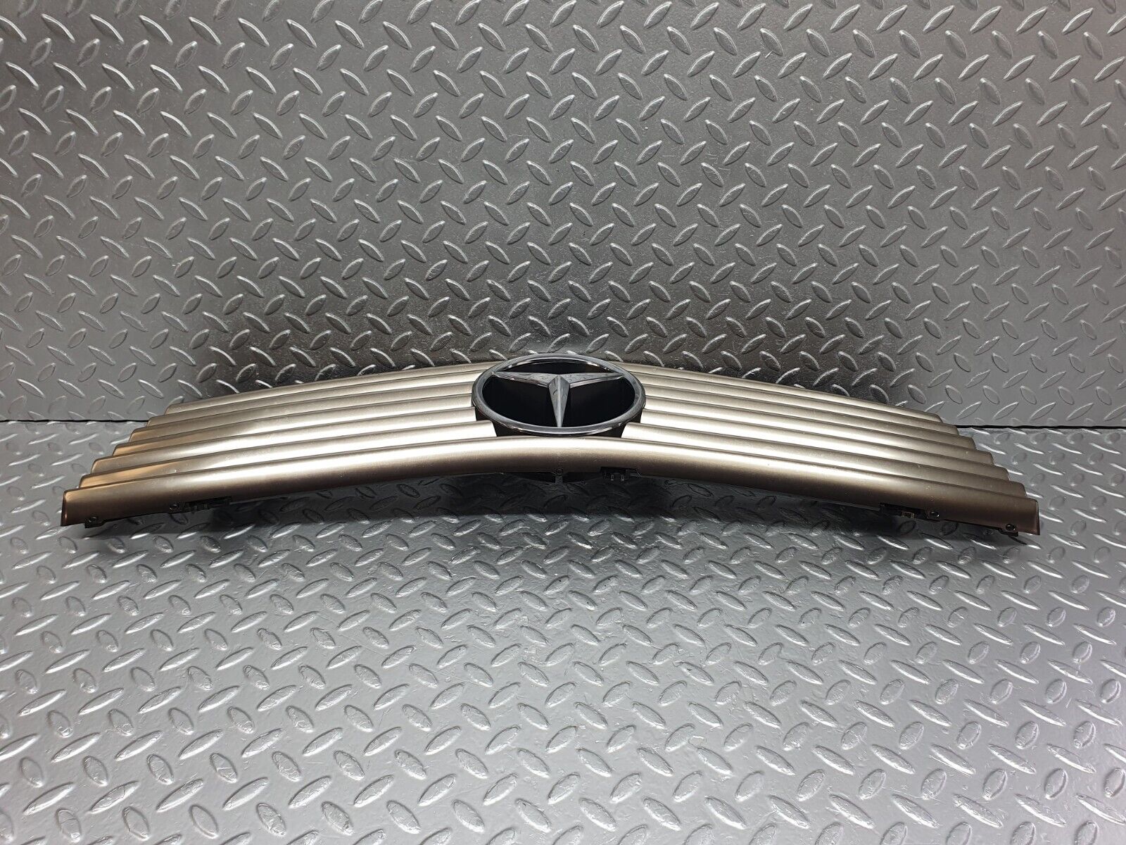 42175 Mercedes-Benz R129 320SL Coupe Bonnet Grill 7 Slat 1298800185