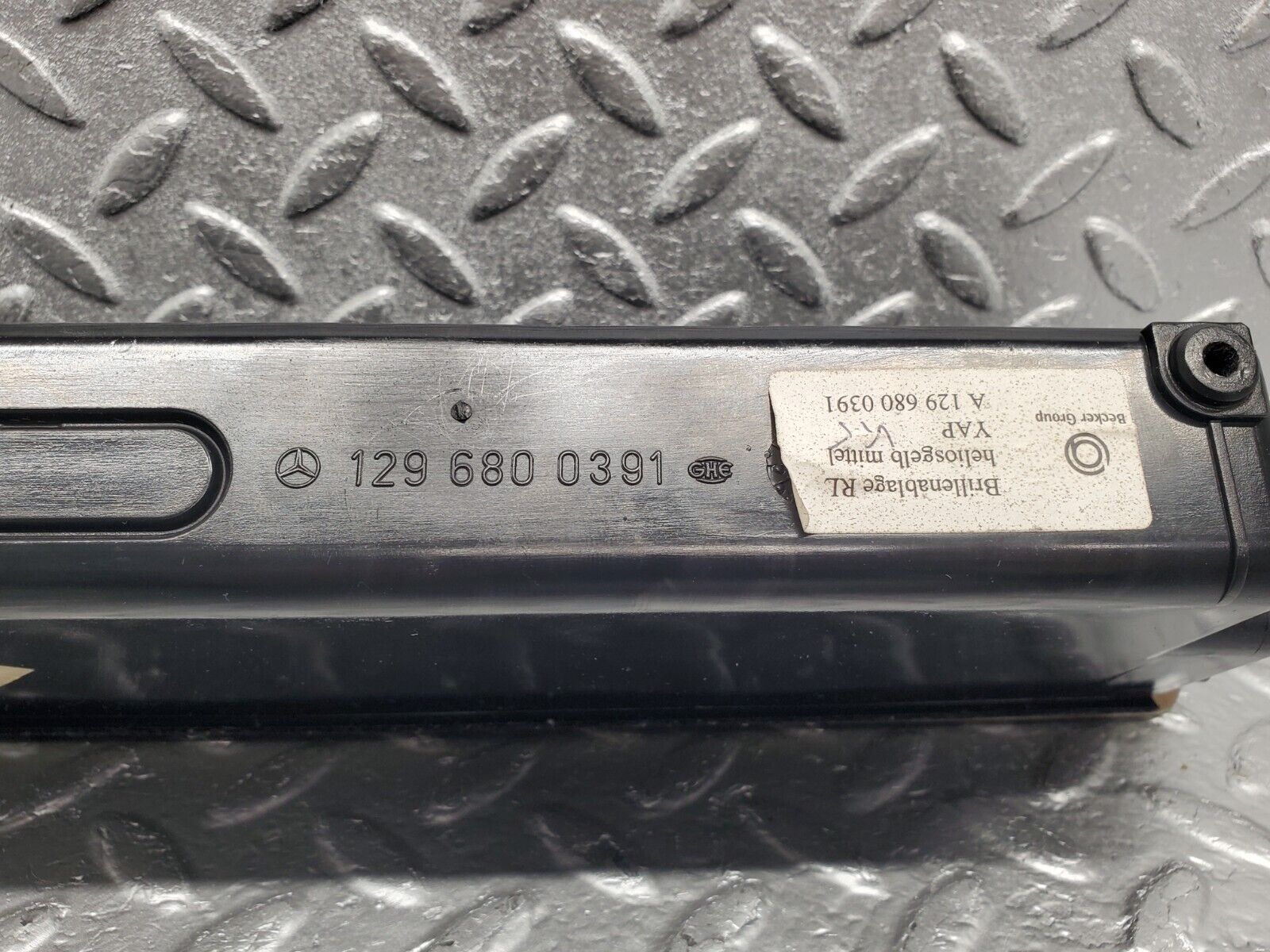 46877 Mercedes-Benz R129 320SL Coupe Dashboard Centre Storage Box 1296800391