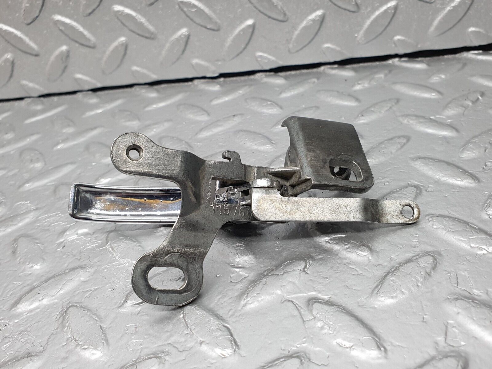 43111 Mercedes-Benz W108 280SE Rear Left Interior Door Handle Chrome 1157660119