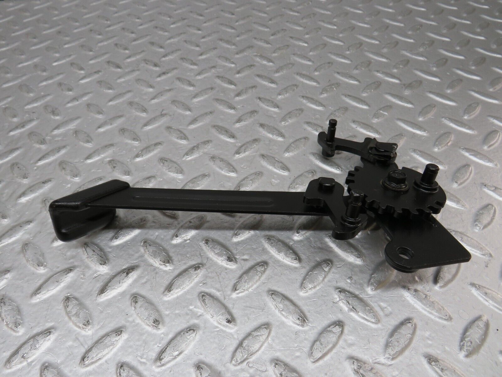 35451 Mercedes-Benz R107 280SL Front Left Seat Holding Mechanism