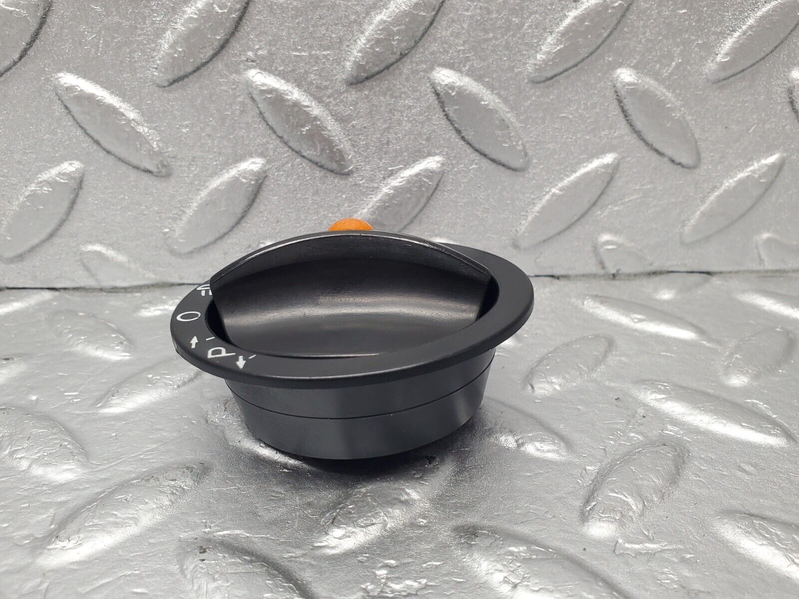 46550 Mercedes-Benz C123 280CE Coupe Headlight Switch Knob With Collar