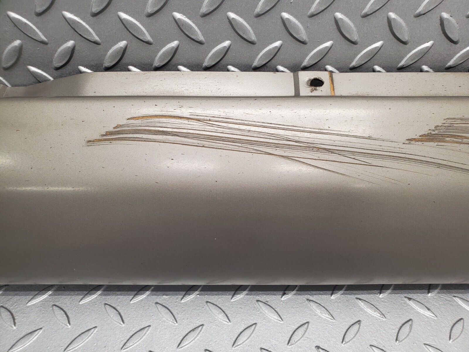 46116 Mercedes-Benz W126 420SE Side Skirt Left 1266904940 1266980130 1266980330