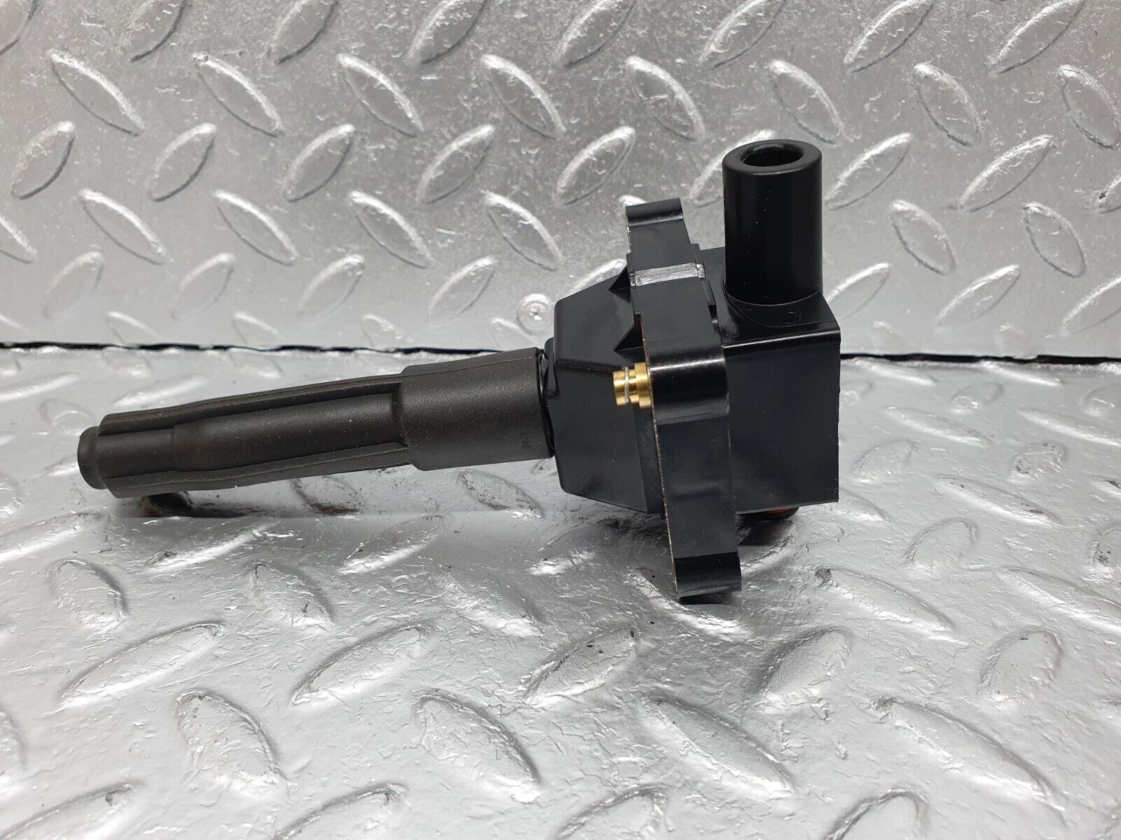 41915 Mercedes-Benz W202 C200 Ignition Coil 319089447