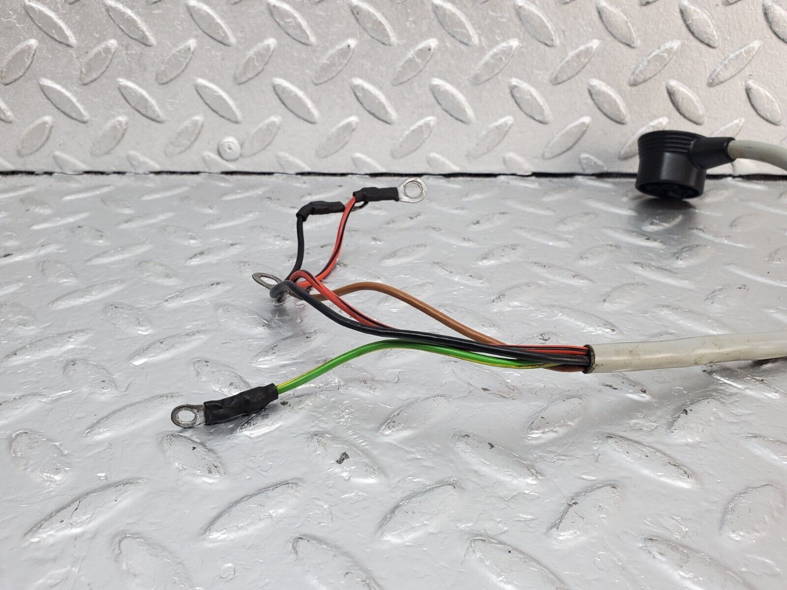 44419 Mercedes-Benz W123 280E Ignition Control Unit Cable 09961811