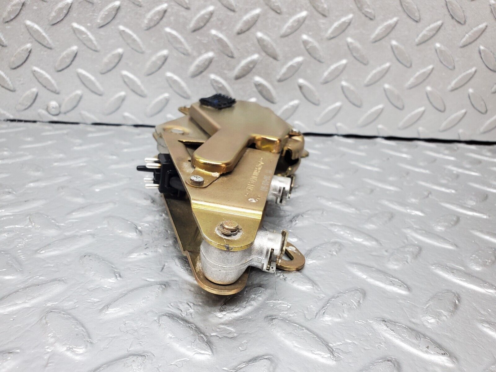 44980 Mercedes-Benz R129 300SL Coupe Roof Lock Right Side 1298000474