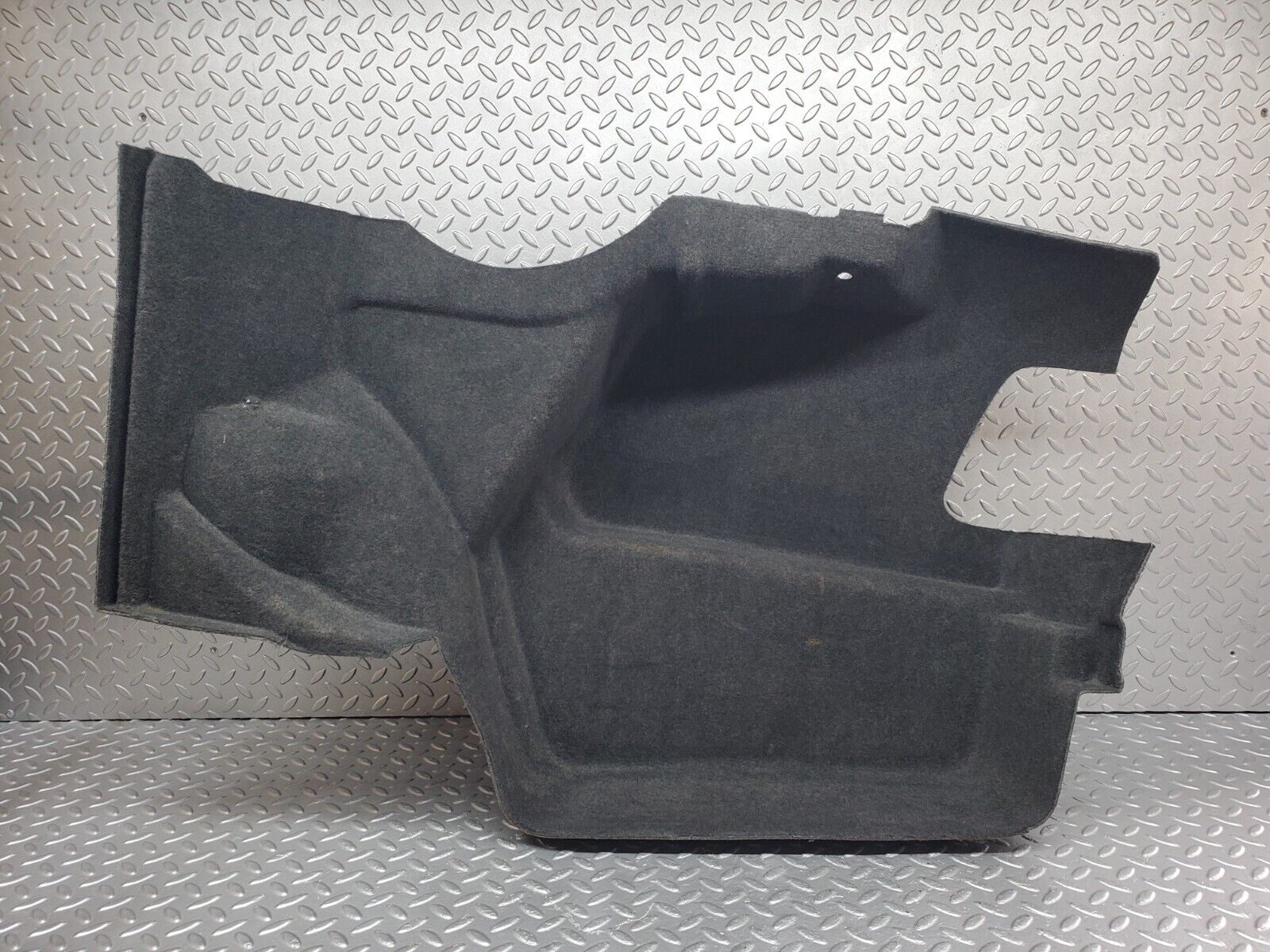 44697 Mercedes-Benz W124 220E Trunk Panel Cover Right 1246935433