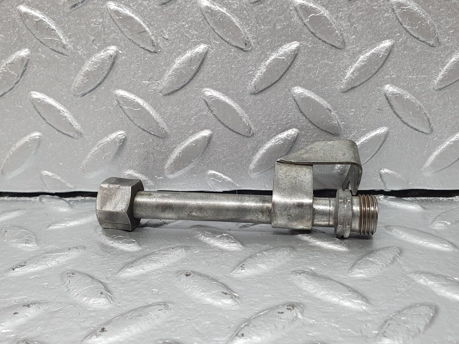 41352 Mercedes-Benz R107 Intake Manifold Brake Servo Pipe