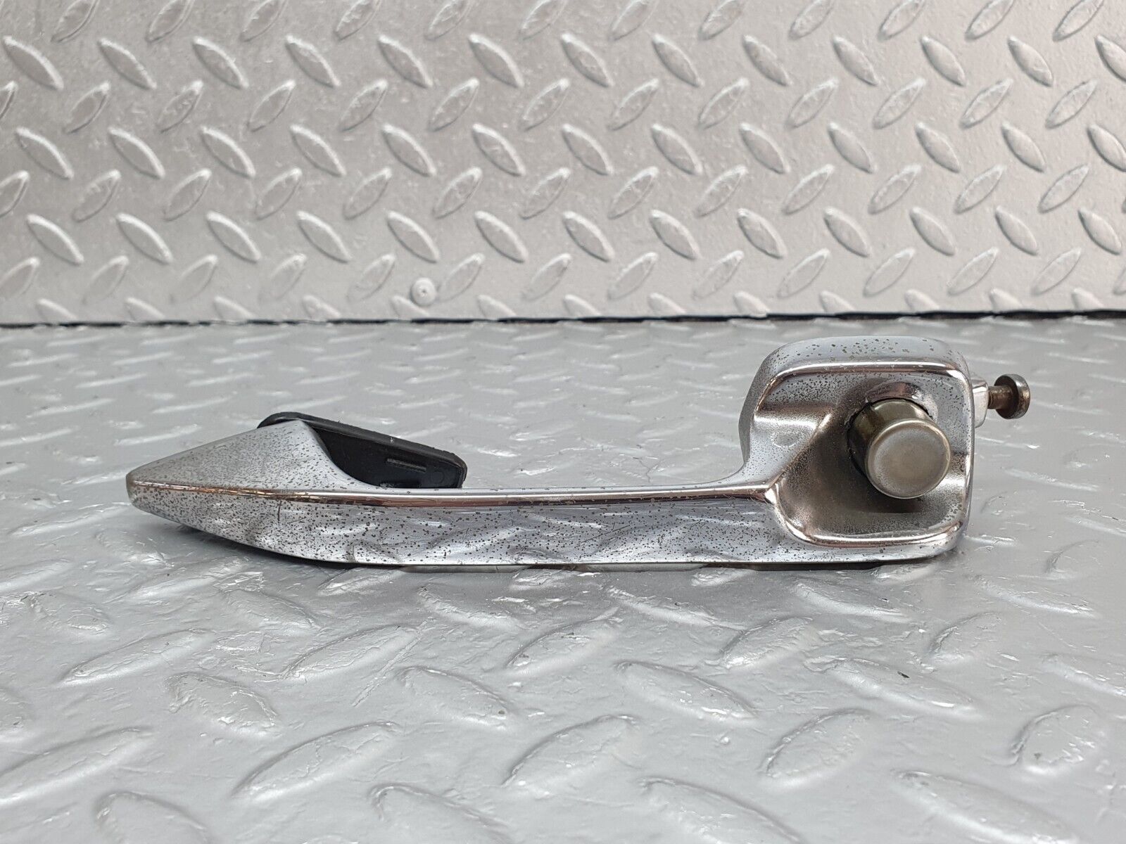 43161 Mercedes-Benz W108 280SE Rear Right Door Exterior Handle 1087661005 1087661202