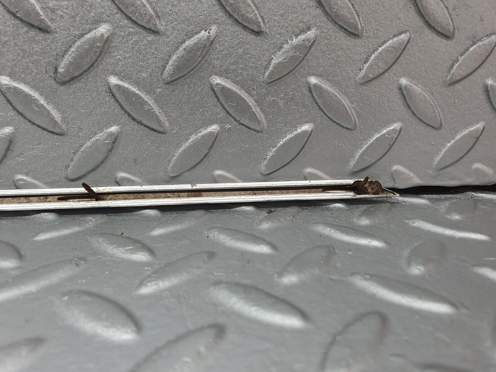 43472 Mercedes-Benz W108 280SE Right Door Card Chrome Trim