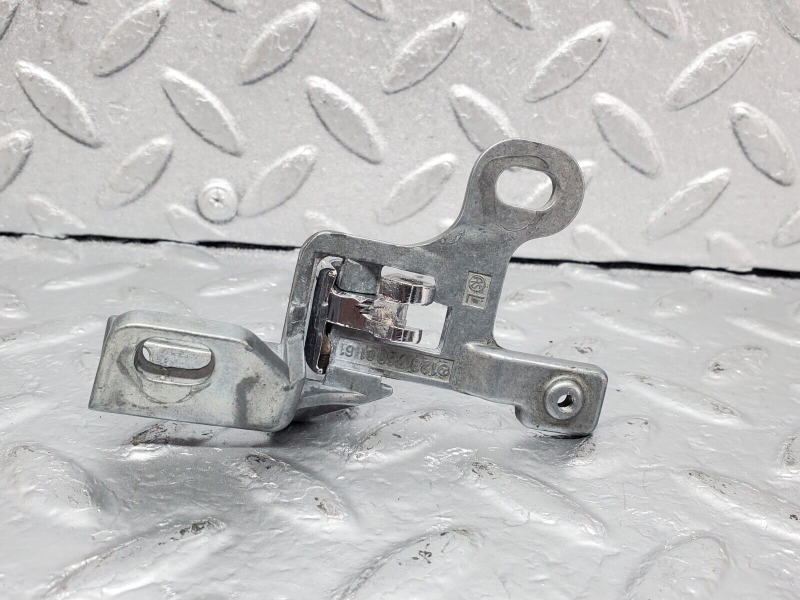 44383 Mercedes-Benz W123 280E Left Interior Door Handle 1237600161