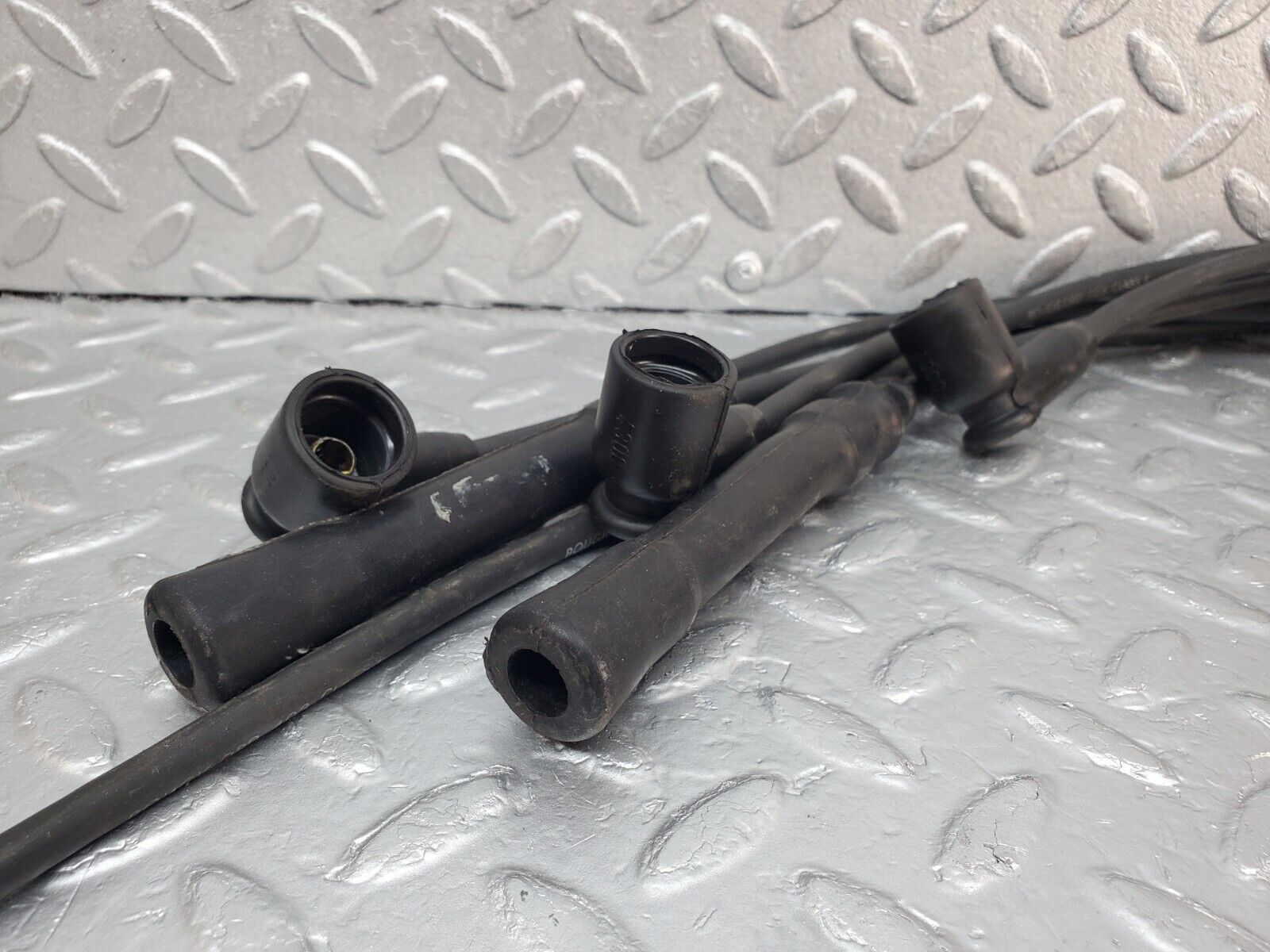 45376 Mercedes-Benz 280E M110.983 Ignition Coil Lead Set