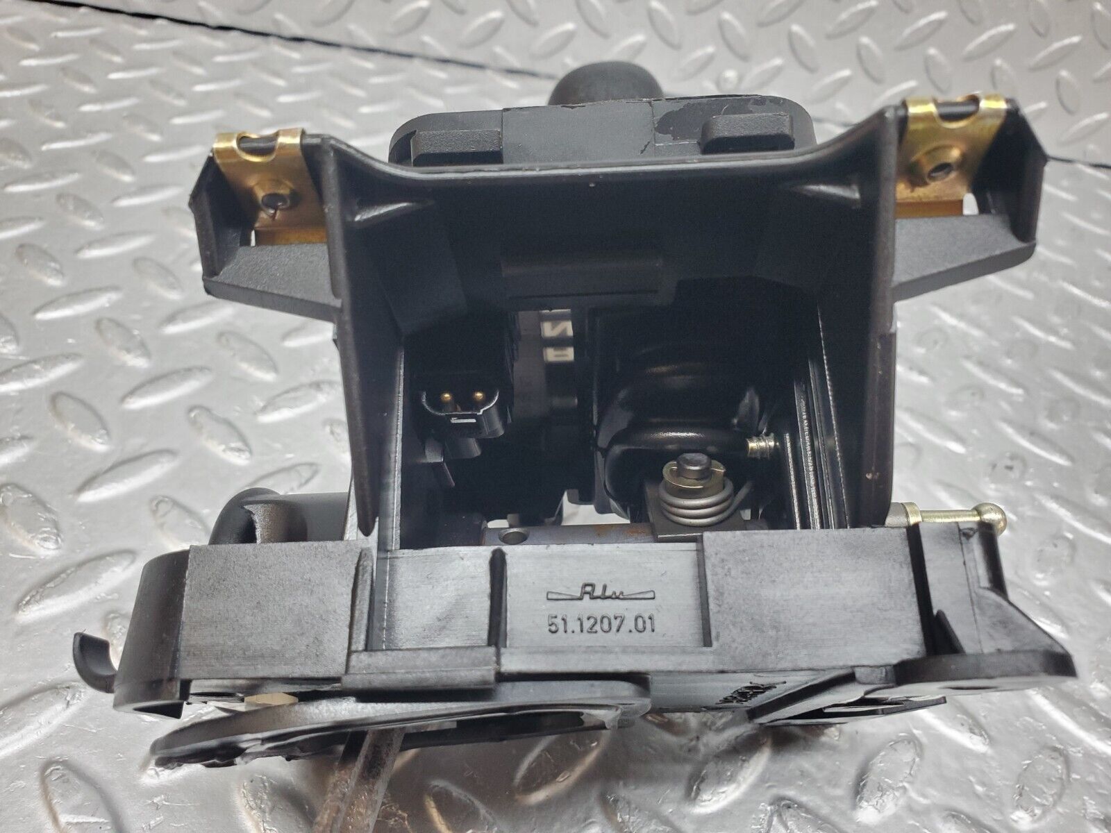 44784 Mercedes-Benz W124 220E Automatic Gear Selector 1292670637 2012670480