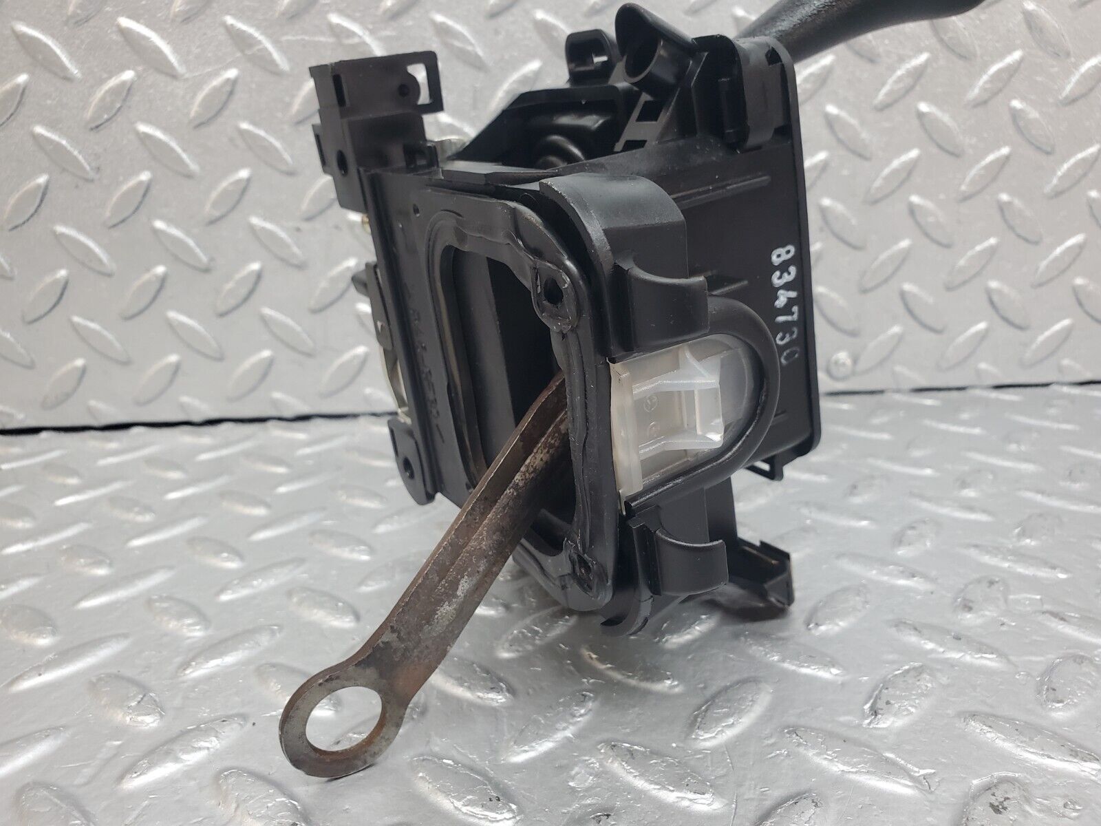 44784 Mercedes-Benz W124 220E Automatic Gear Selector 1292670637 2012670480