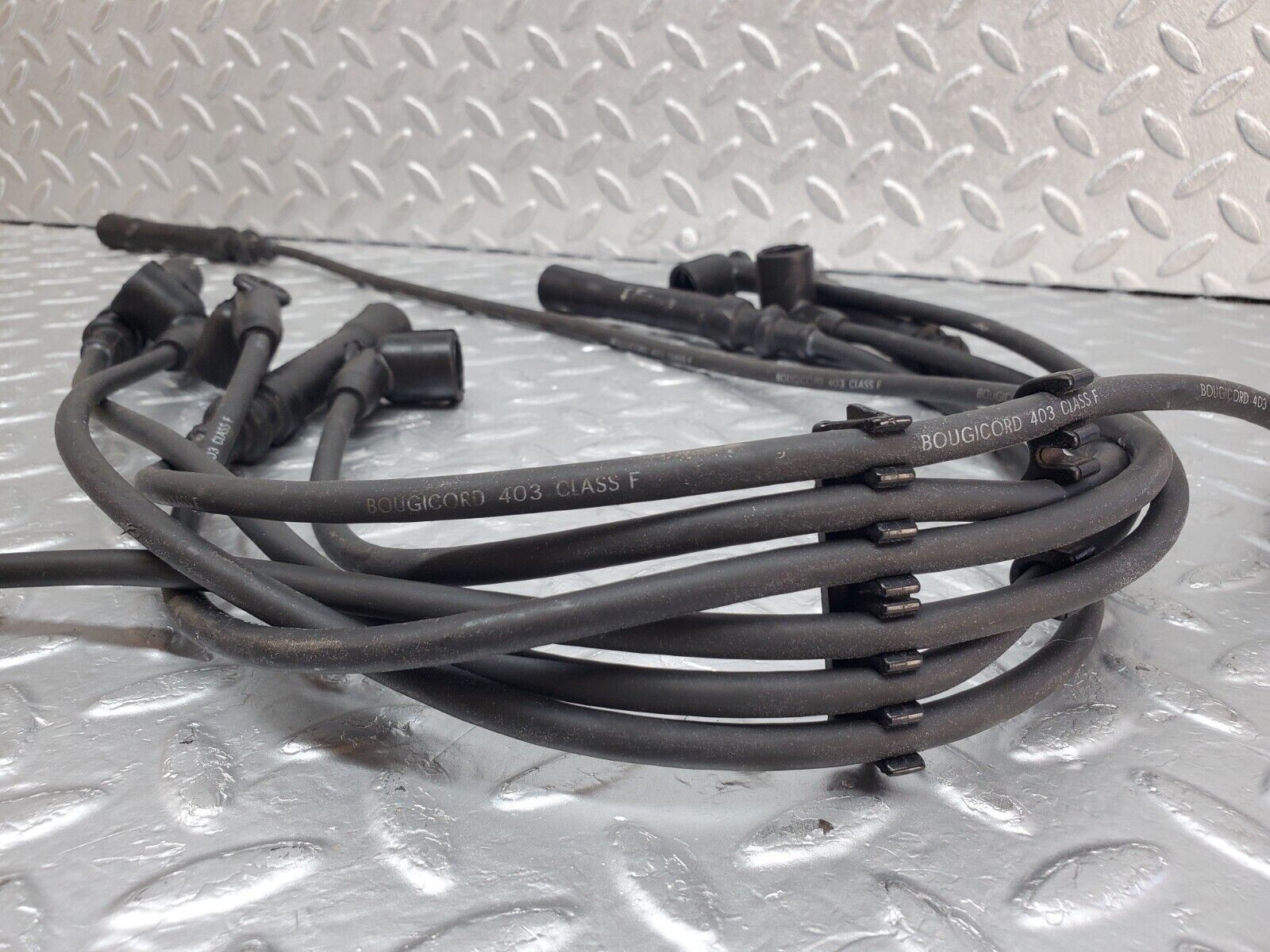 45376 Mercedes-Benz 280E M110.983 Ignition Coil Lead Set