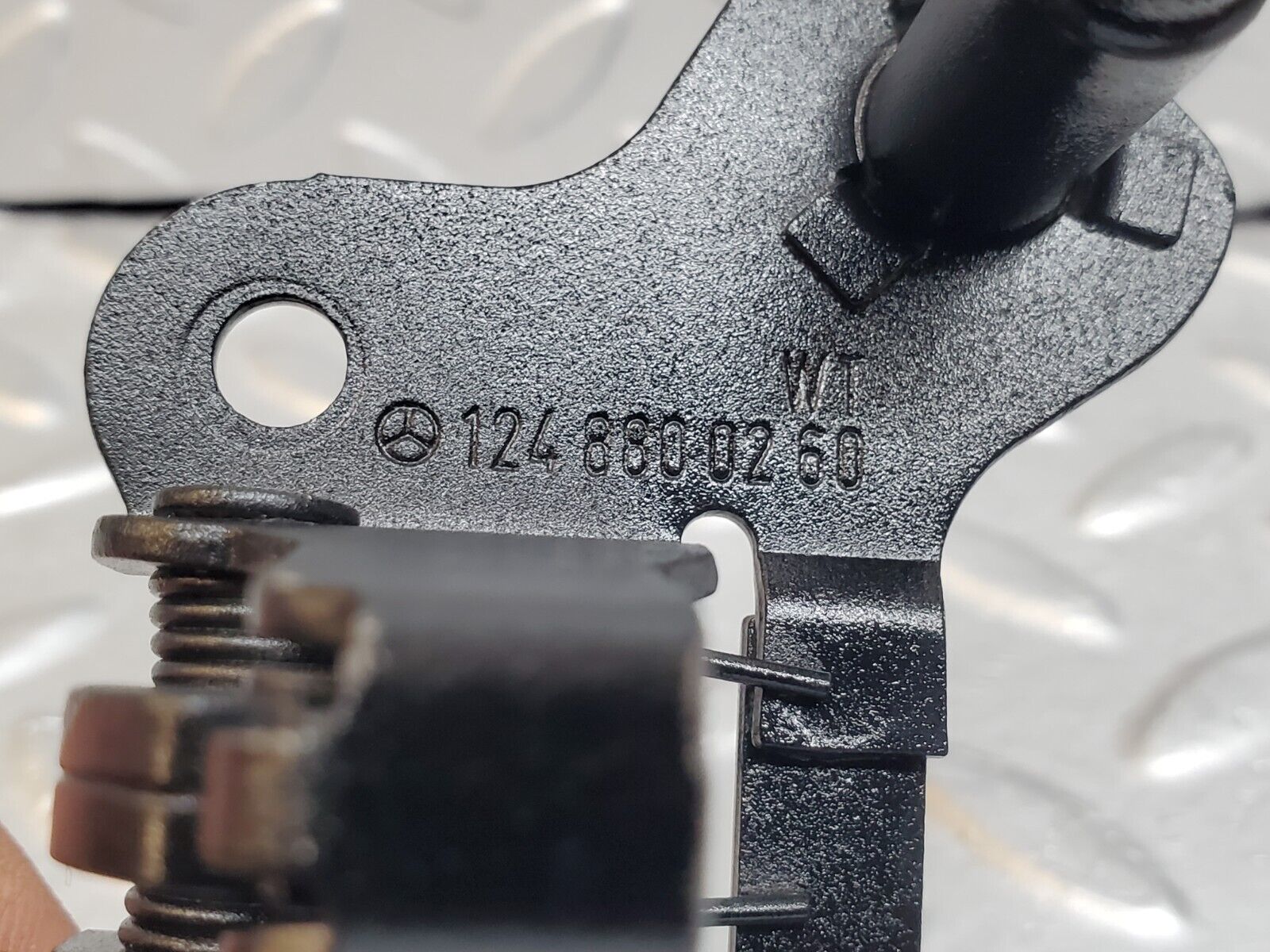 44724 Mercedes-Benz W124 220E Bonnet Lock Latch 1248800260